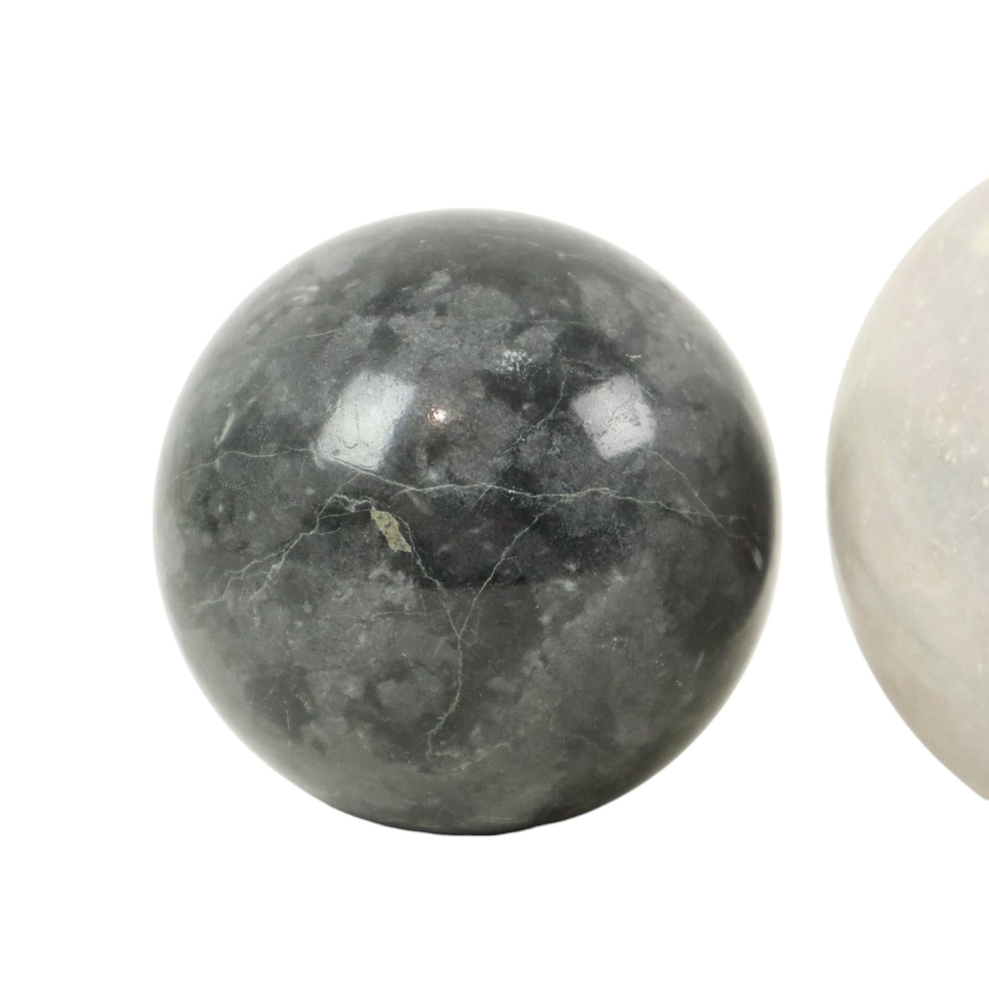 Set of 3 Large Polished Spheres Marble Natural Stone Ball For Sale 4