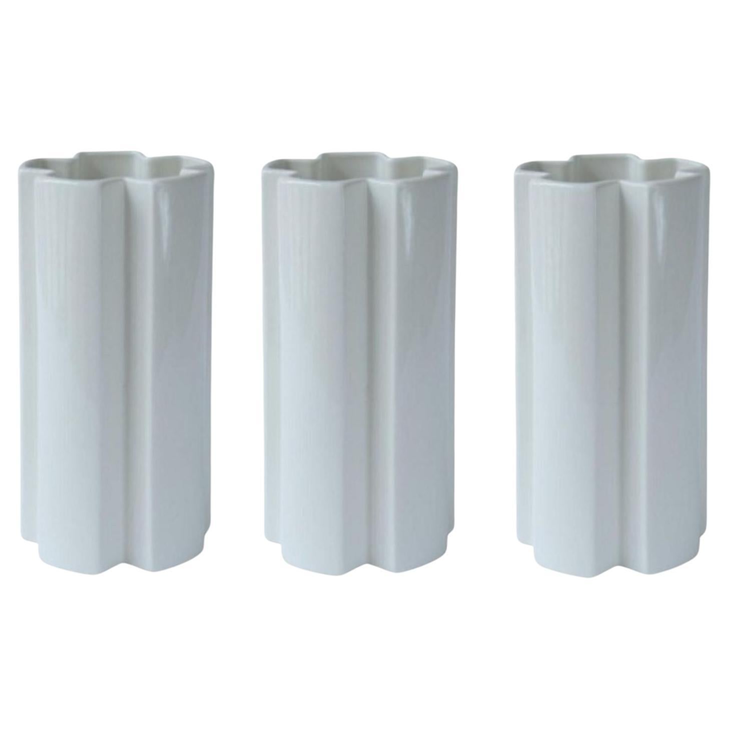 Set of 3 Large White Ceramic KYO Star Vases by Mazo Design For Sale