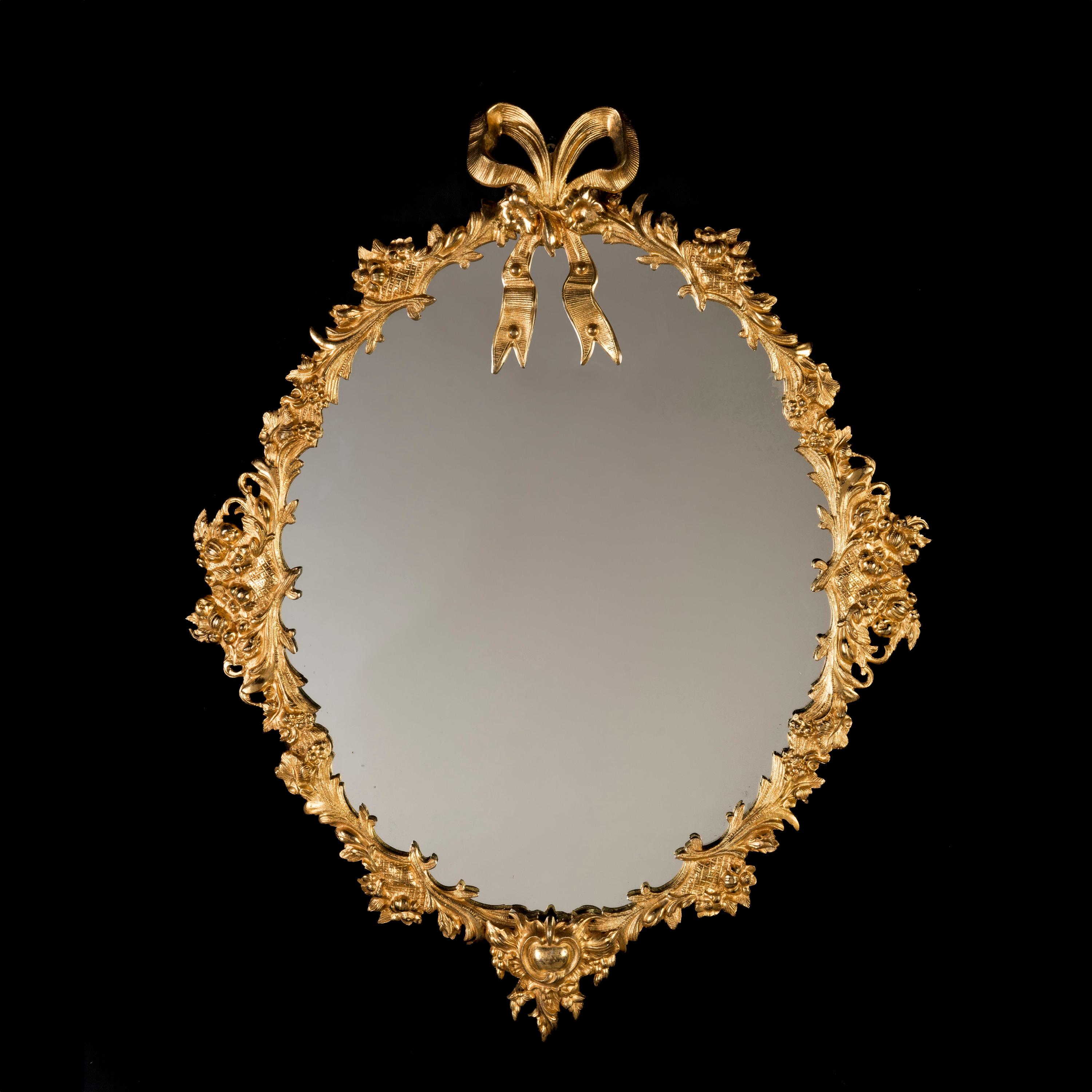 Similoro Set di 3 specchi inglesi in ormolu della fine del XIX secolo in vendita