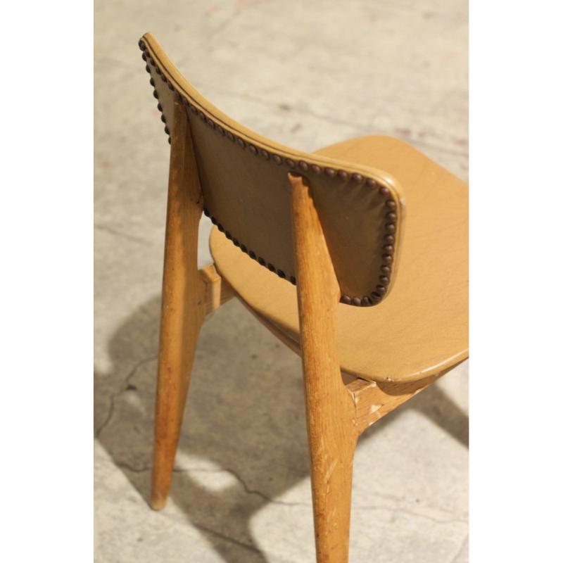 Set of 3 Leather and Wood Model 6157 Dining Chairs by Roger Landault, 1950s For Sale 3
