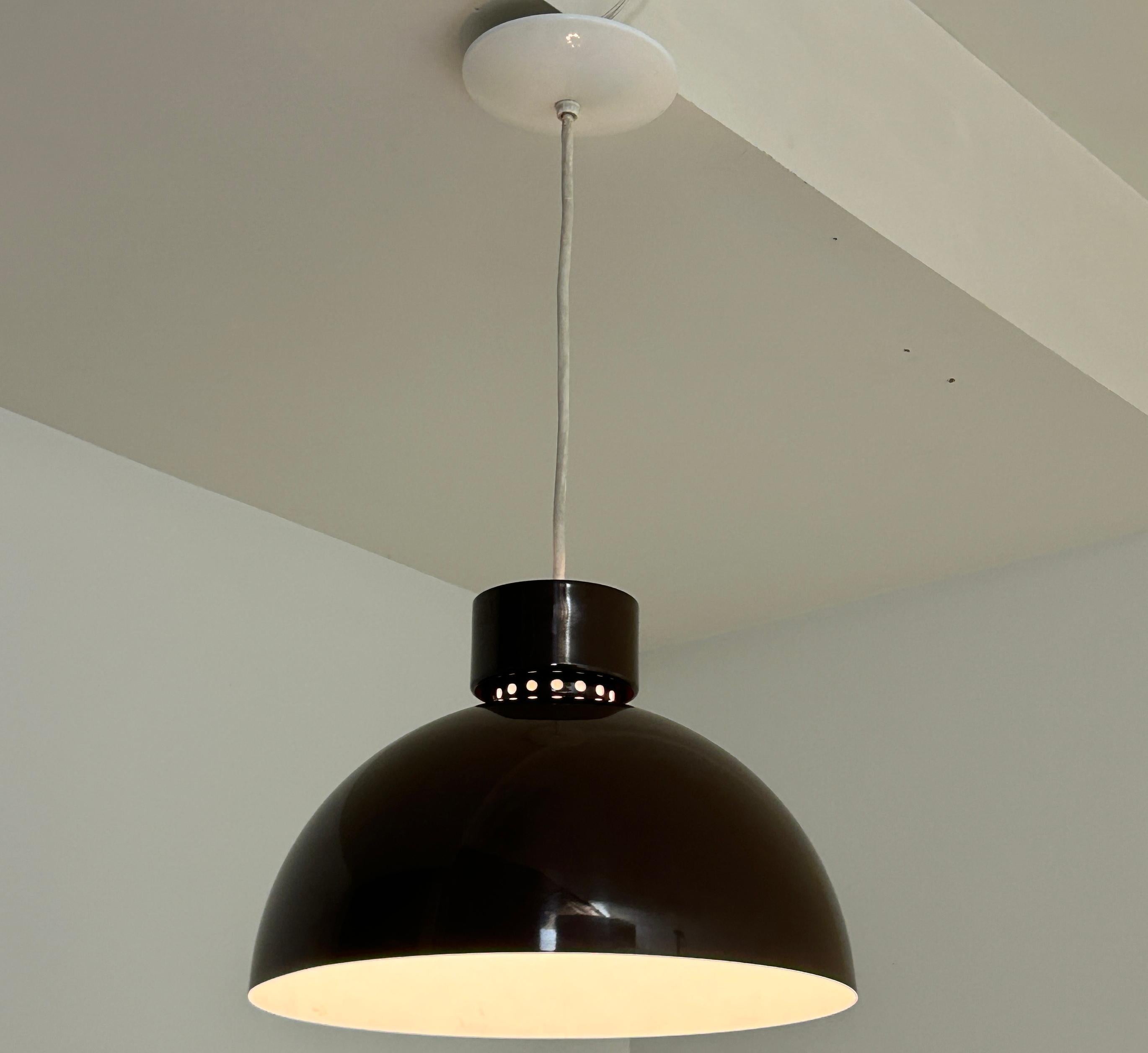 Americano Set di 3 lampade a cupola a sospensione Lightolier in vendita