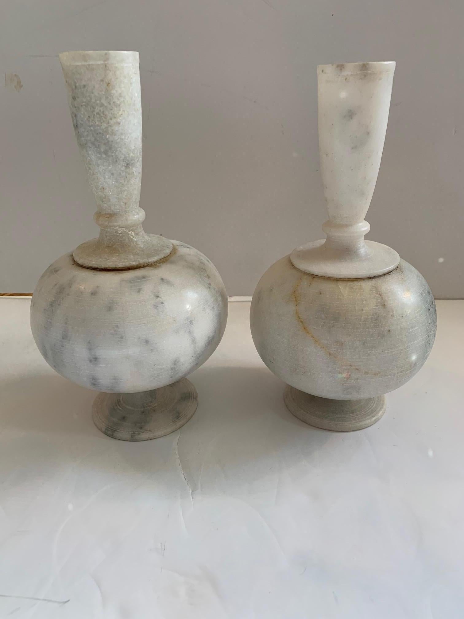 Set of 3 Lovely Vintage Alabaster Vases 1