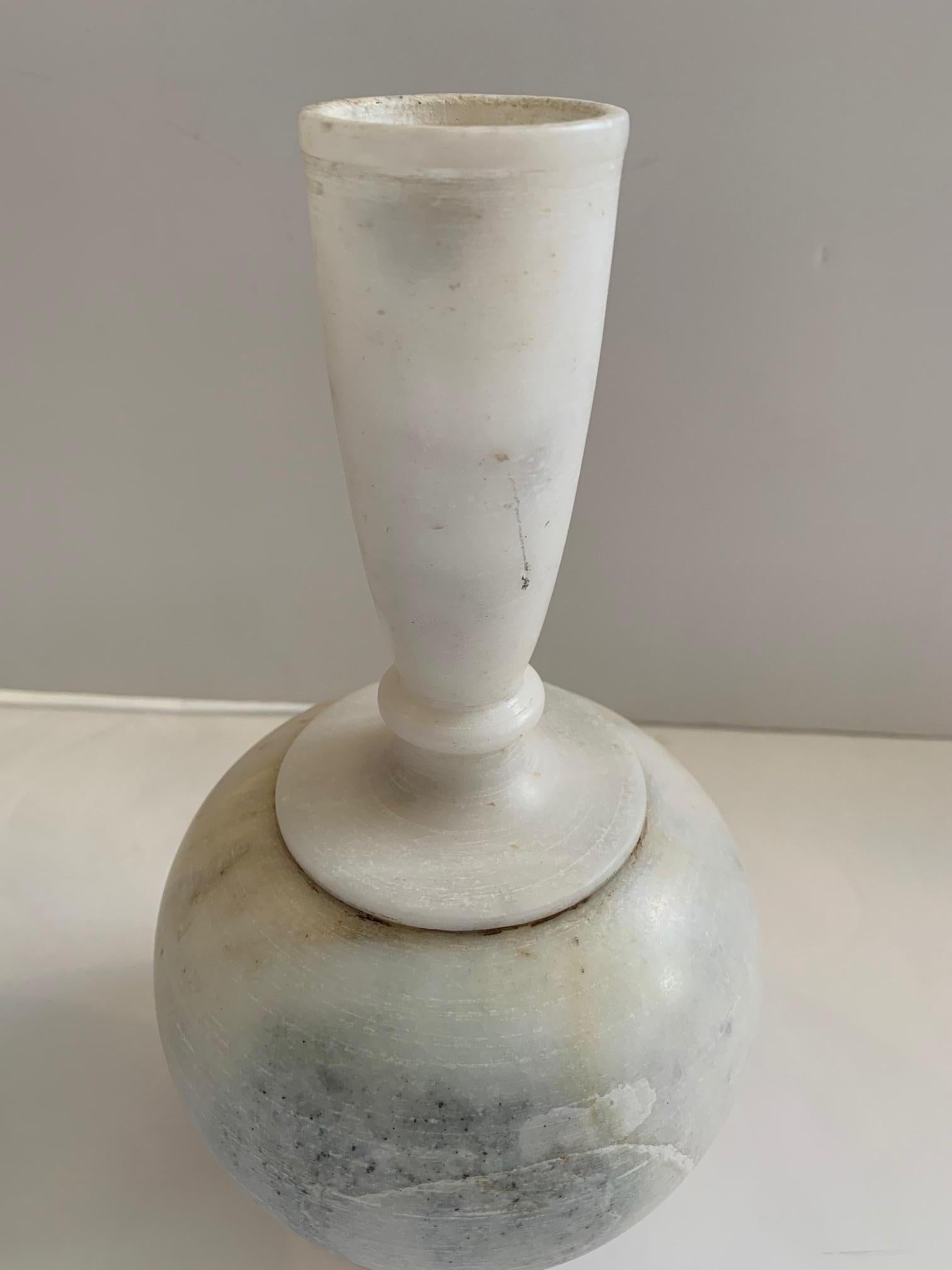 Set of 3 Lovely Vintage Alabaster Vases 2