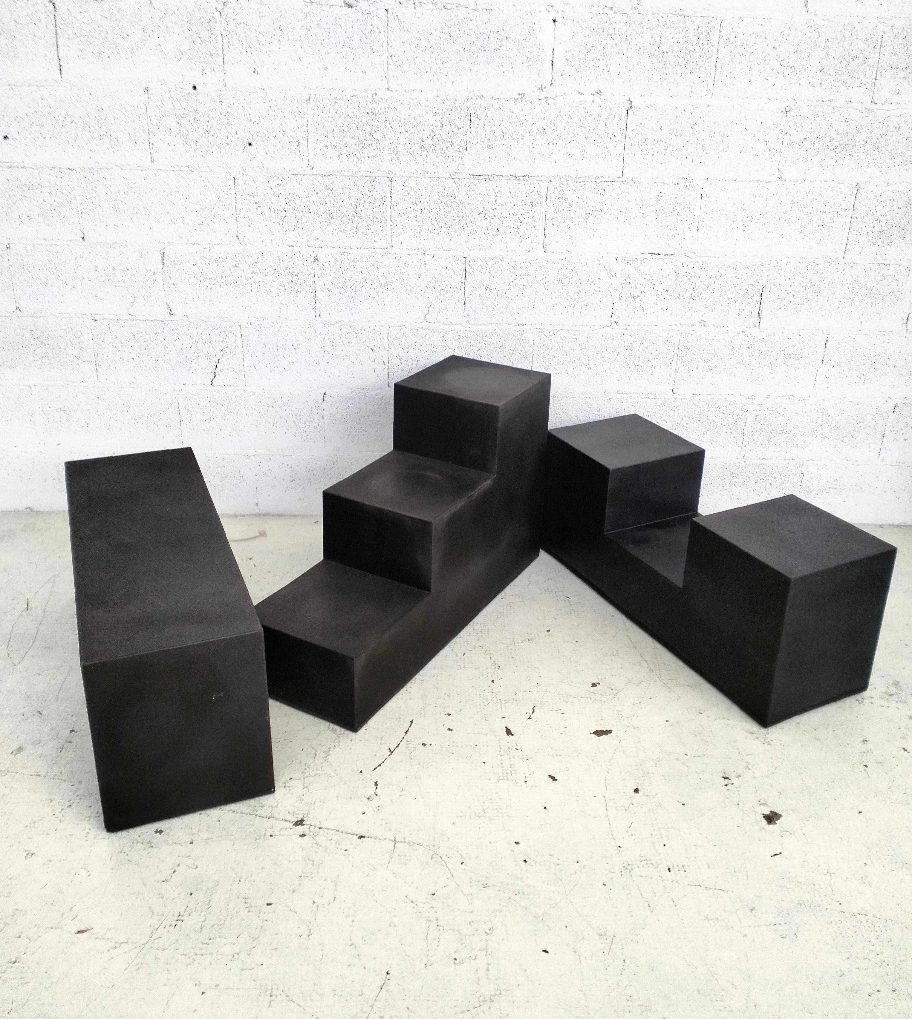 Set of 3 low tables/pouf “Gli Scacchi” by Mario Bellini per B&B Italia 70’s In Good Condition For Sale In Padova, IT