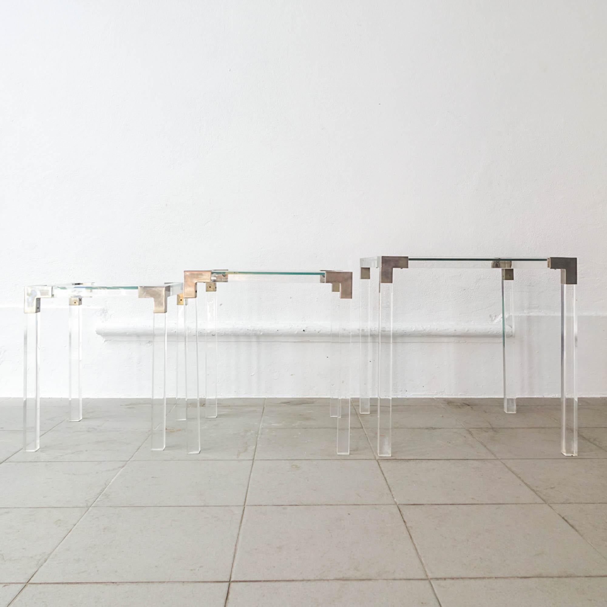 Set of 3 Lucite Nesting Tables, France, 1970's 4