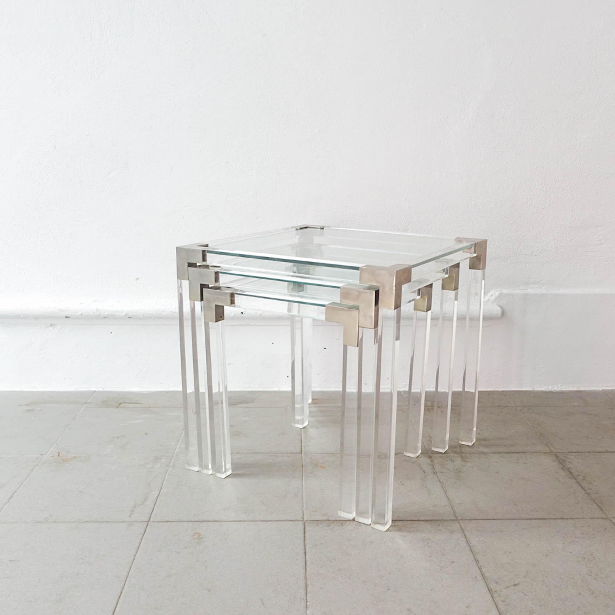 Set of 3 Lucite Nesting Tables, France, 1970's In Good Condition In Lisboa, PT