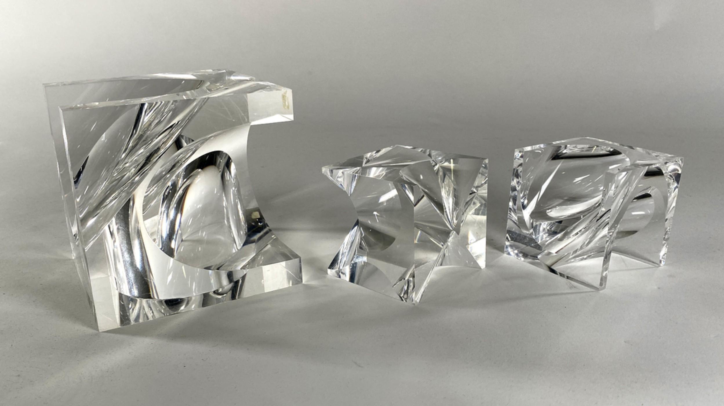 Unknown Set of 3 Lucite Table Sculptures For Sale