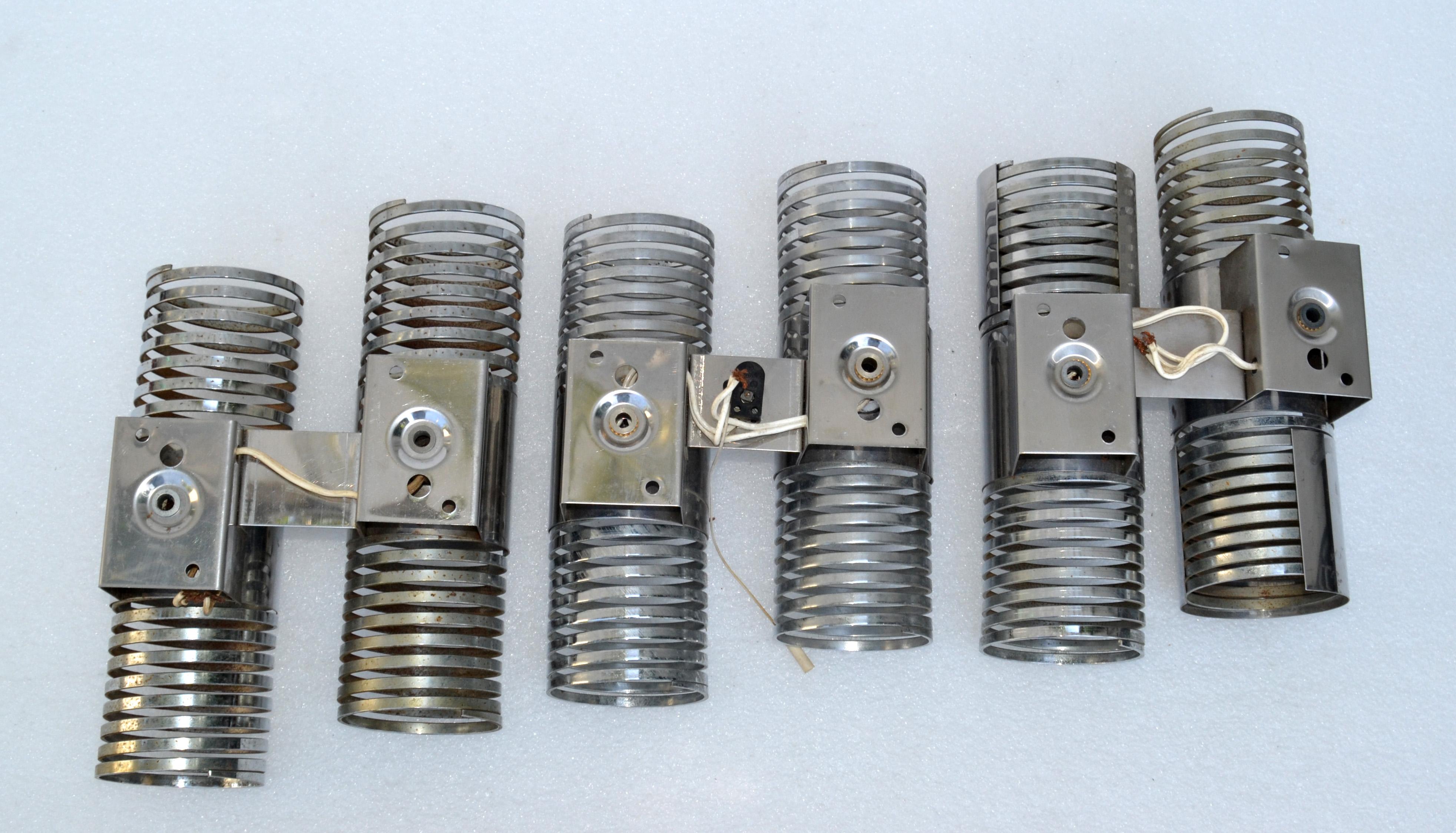 Ensemble de 3 appliques à 2 lumières en forme de serpentin en chrome Machine Age, France, 1970 en vente 8