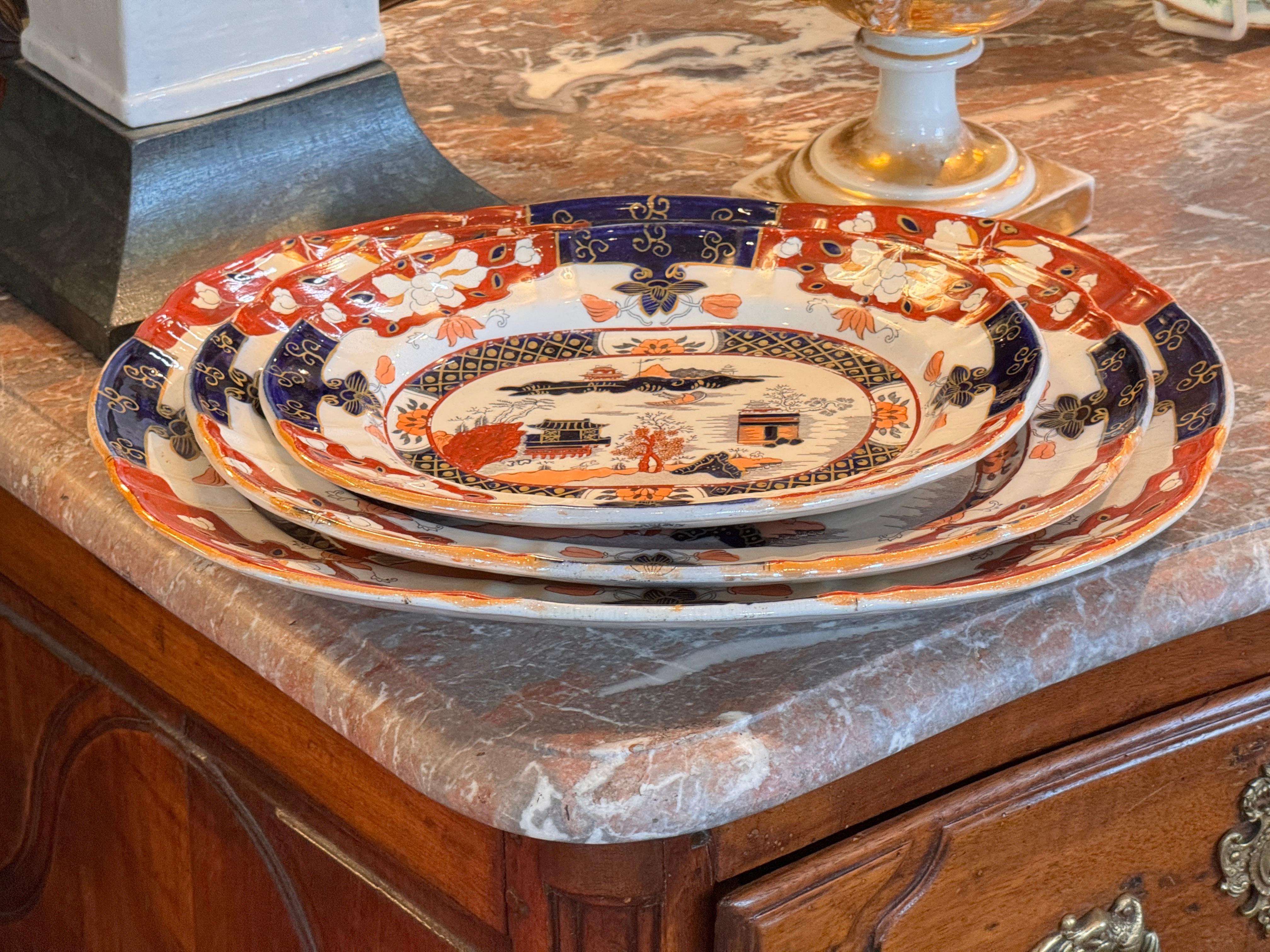 Britannico Set di 3 piatti Mason's Ironstone, circa 19° secolo in vendita