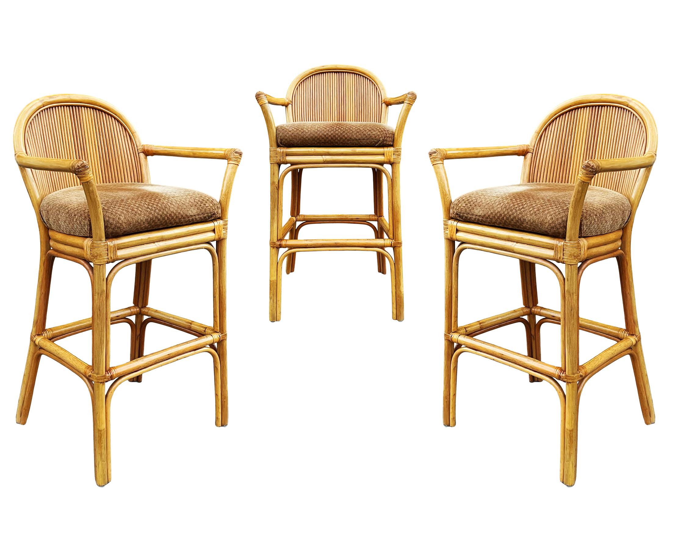 Set of 3 Matching Mid-Century Modern Rattan or Bamboo Bar Stools In Good Condition For Sale In Philadelphia, PA