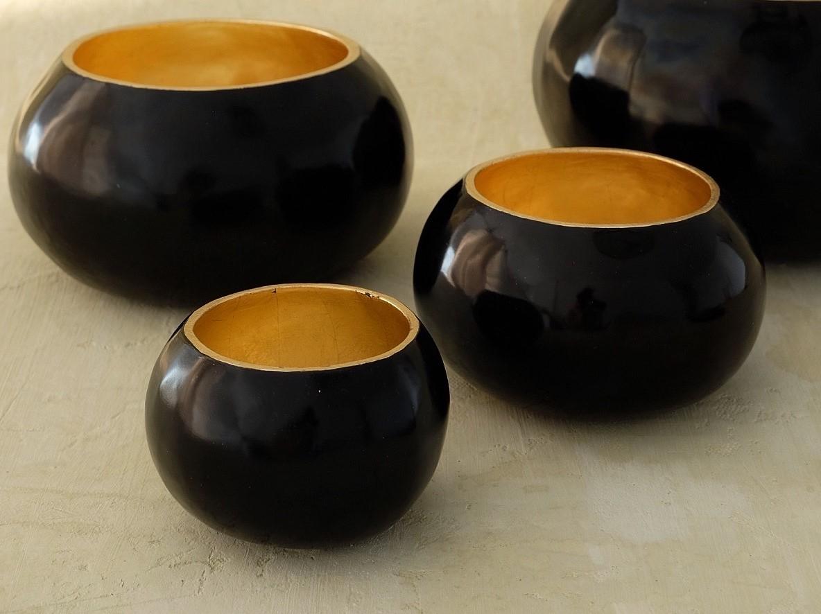 Set of 3 Mathias bowls by Onora
Dimensions:
 D 22 -25 cm
 D 18 - 21 cm
 D 16 - 17 cm
Materials: Lacquered wood, gold leaf
Also sold separately.

These gourds are grown, dried, carved, cleaned, and then covered with several layers of lacquer