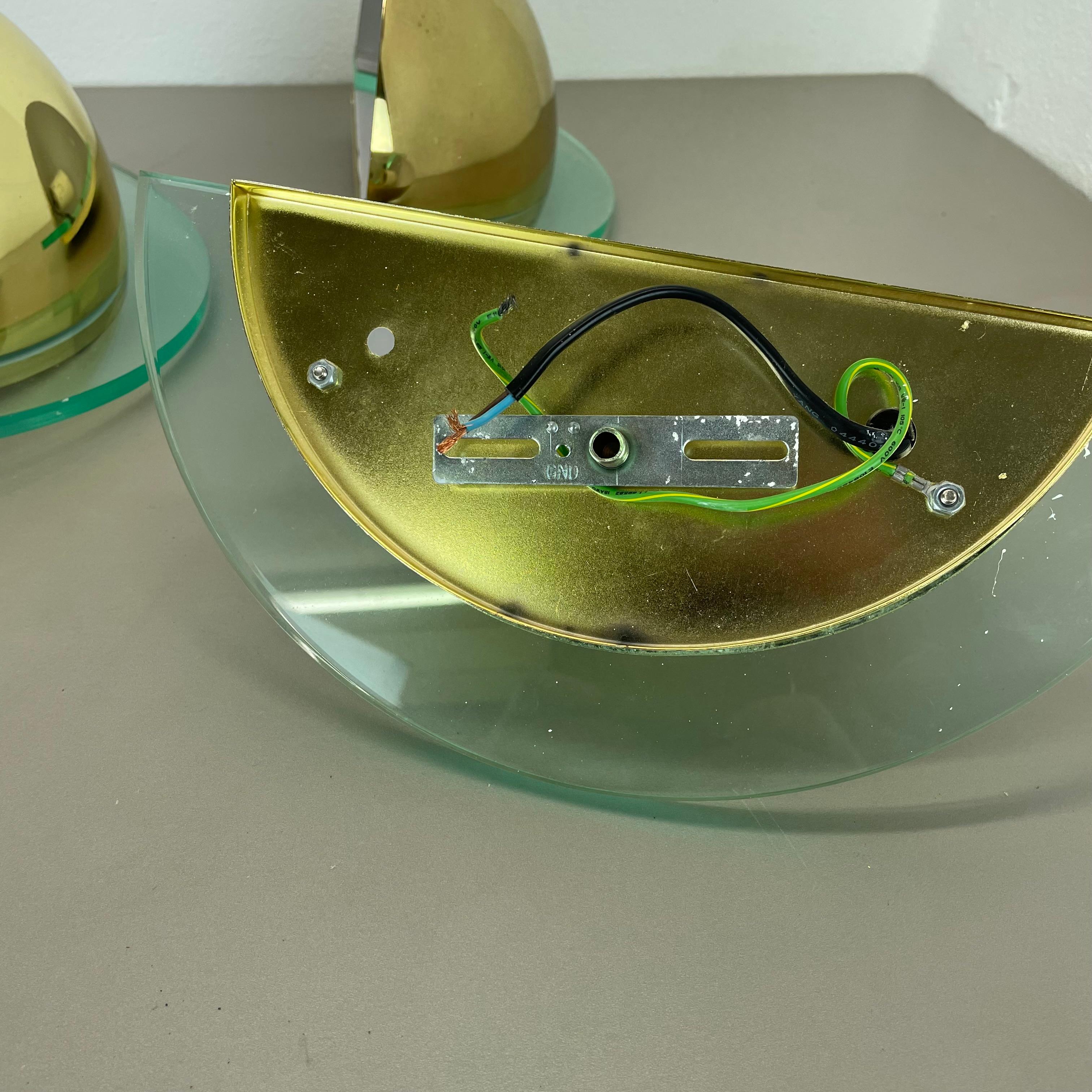 Set di 3 lampade da parete post-moderne in metallo e vetro acrilico di Hustadt Leuchten, anni '80 in vendita 11