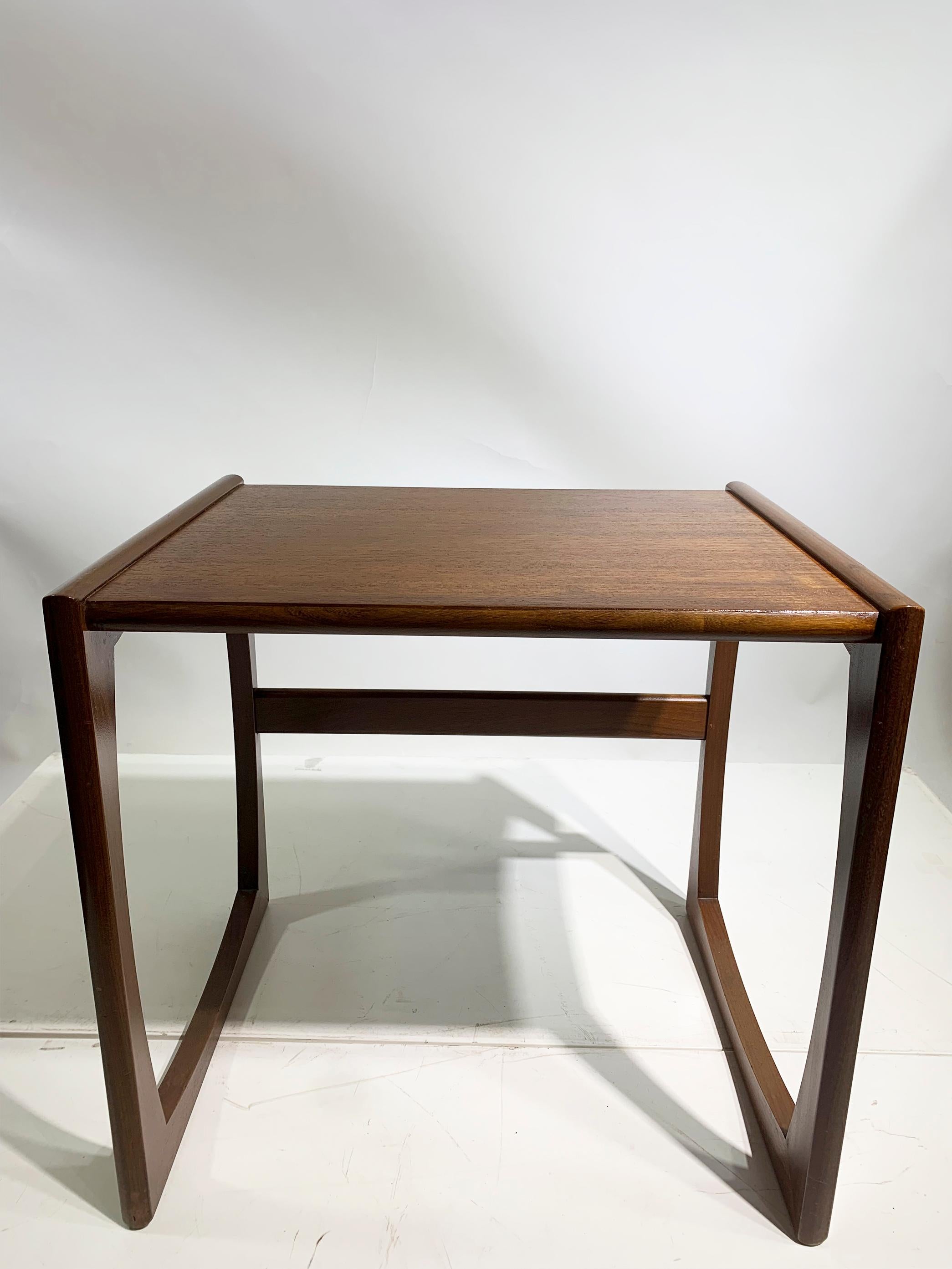 Set of 3 Mid 20th Century Nesting Tables by G Plan In Good Condition For Sale In Beirut, LB