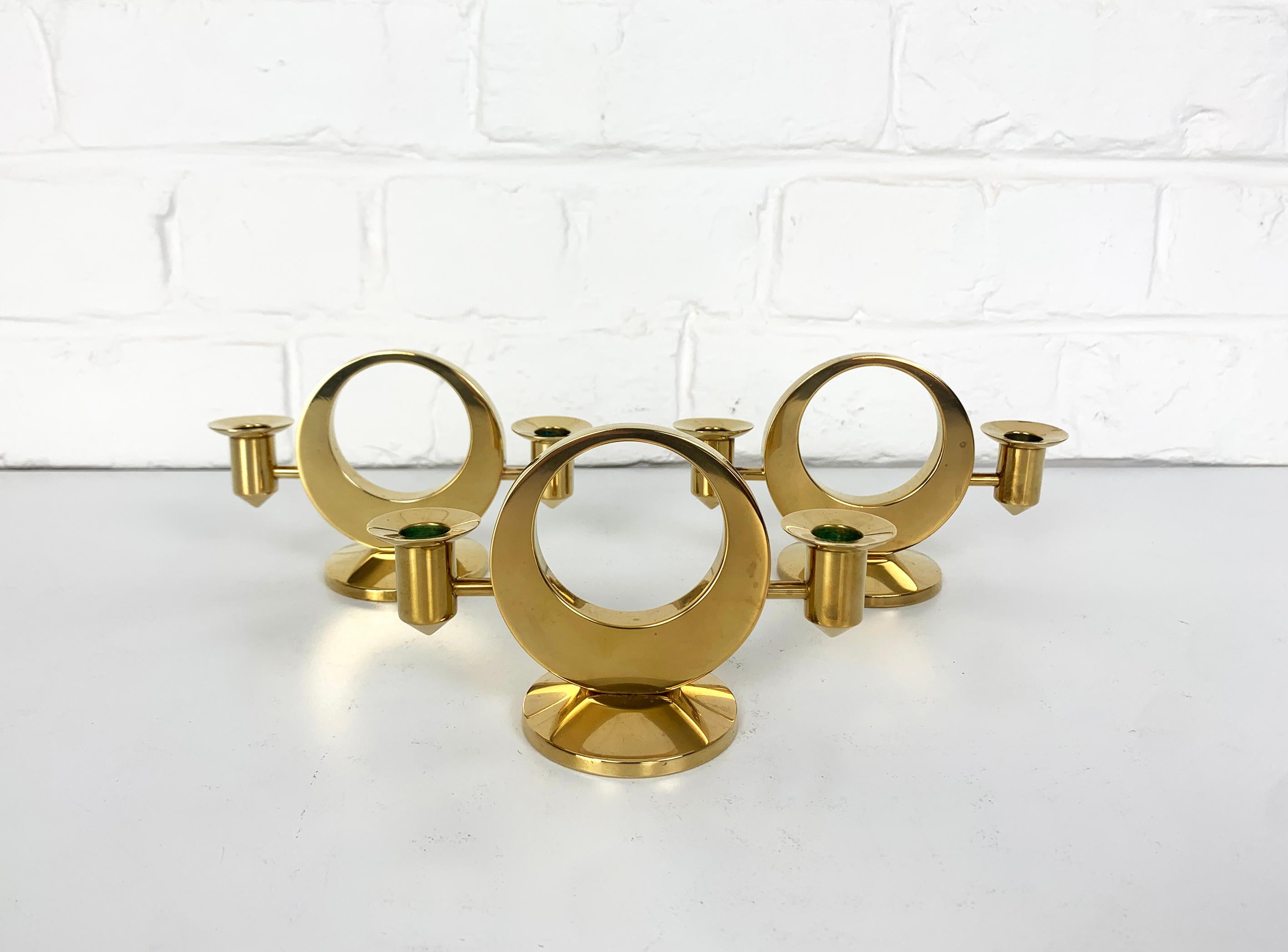 Set of 3 Mid-Century Candelabras in Brass by Arthur Pe, Kolbäck, Sweden In Good Condition For Sale In Vorst, BE