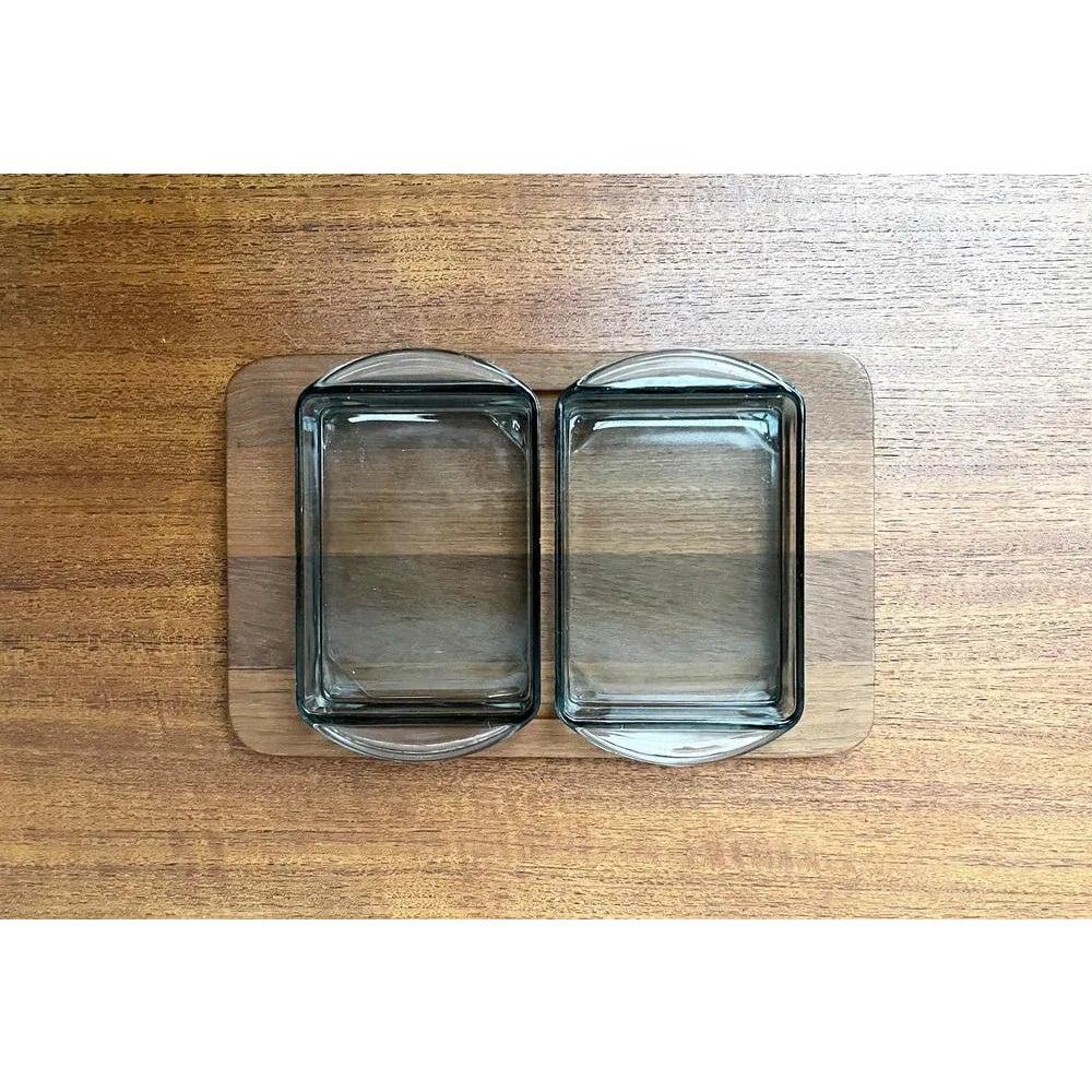 Satz von 3 dänischen Cabaret-Glasschalen aus der Jahrhundertmitte mit Teakholz-Tablett, 1960er Jahre im Zustand „Hervorragend“ im Angebot in Hamburg, DE