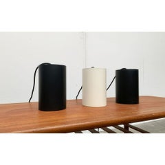 Satz von 3 dänischen minimalistischen Mid-Century-Pendelleuchten aus Metall in Zylinderform, 1960er Jahre