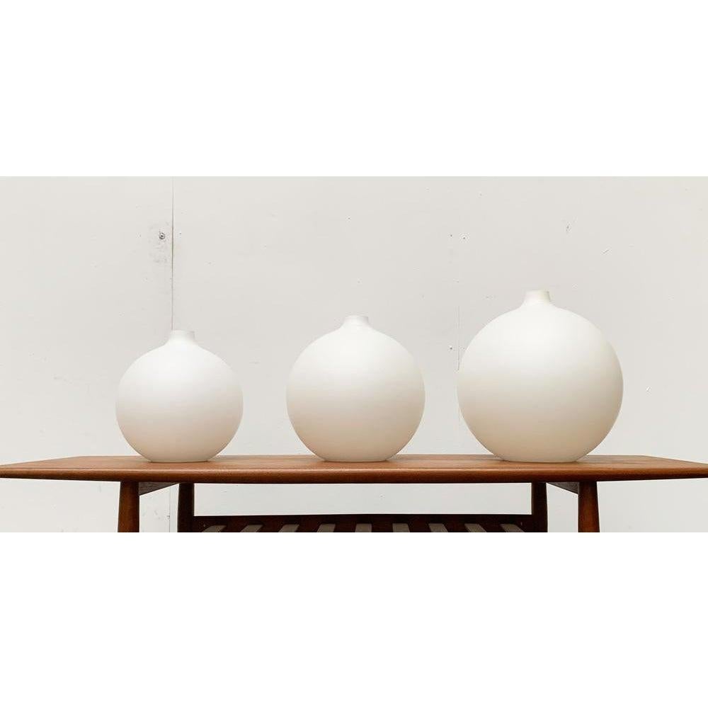 Una versione iniziale della lampada a sospensione Satellite di Louis Poulsen su disegno di Vilhelm Wohlert della fine degli anni '50.

Un classico del design scandinavo. La semplice forma sferica contraddistingue questo design senza tempo. Le sfere