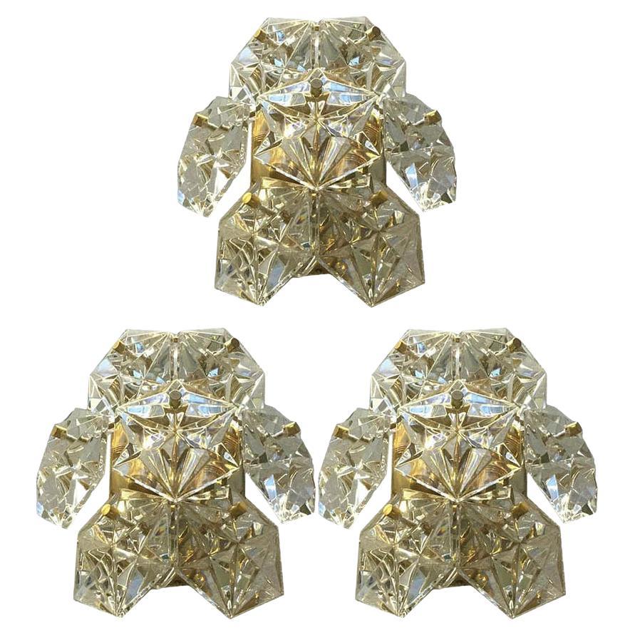 Set di 3 lampade tedesche di metà secolo in cristallo sfaccettato e ottone di Kinkeldey