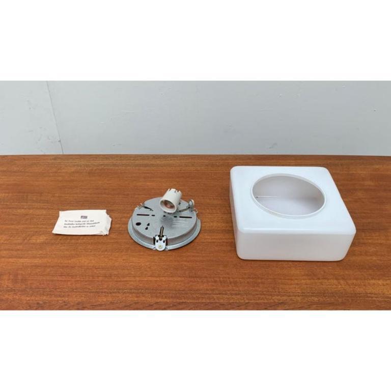 Set di 3 lampade da parete o da soffitto minimaliste tedesche di metà secolo di Rzb in vendita 5