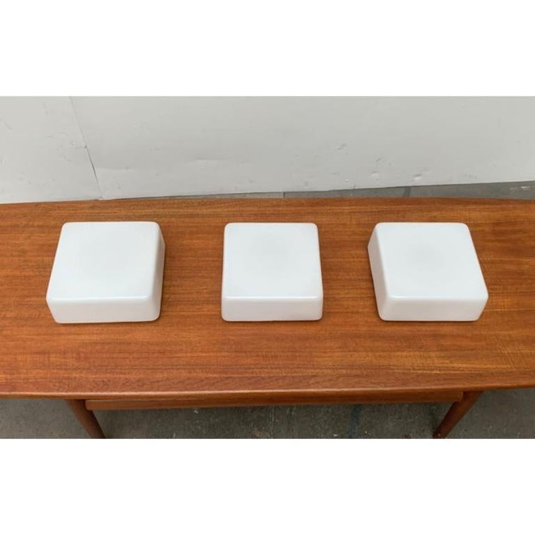 Mid-Century moderno Set di 3 lampade da parete o da soffitto minimaliste tedesche di metà secolo di Rzb in vendita