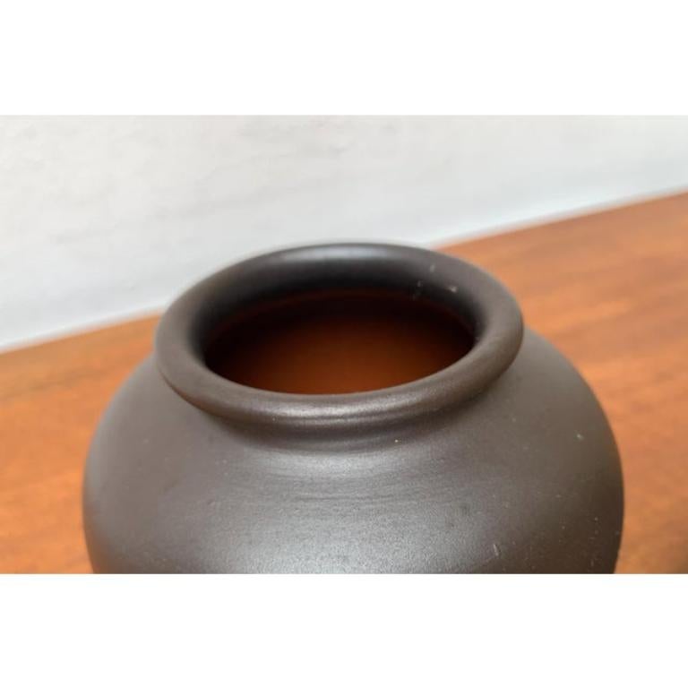Set of 3 Mid-Century German Minimalist Wormser Terra-Sigillata Pottery Vases For Sale 1