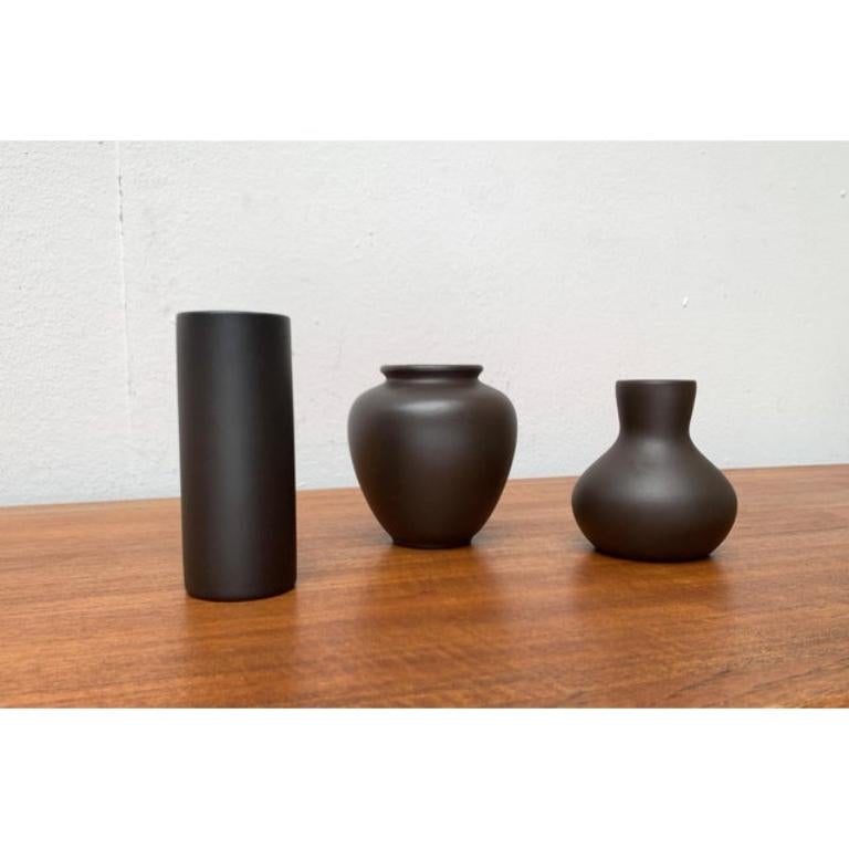 Set of 3 Mid-Century German Minimalist Wormser Terra-Sigillata Pottery Vases For Sale 3