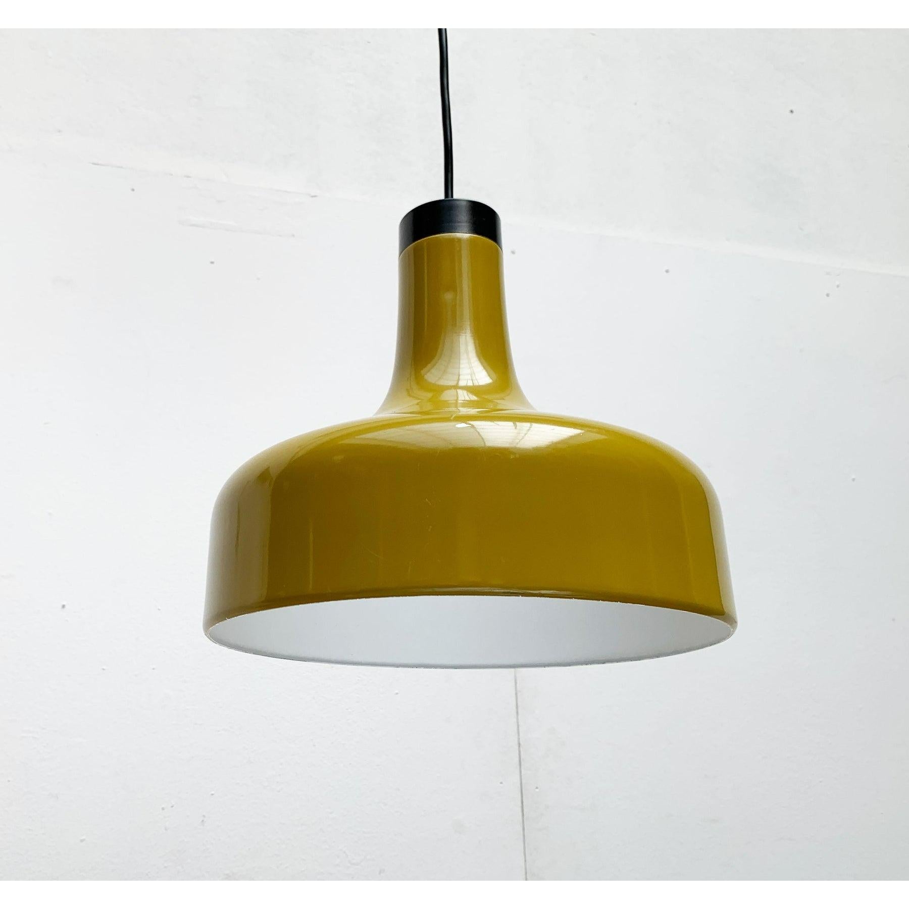 Set di 3 lampade a sospensione di Staff Leuchten, Germania di metà secolo, 1960 in vendita 5