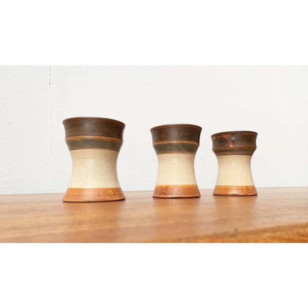 Mid-Century German Studio Pottery Mugs from Inseltöpferei Fehmarn, 1960s, Set of 3, in Very Good conditions. Designed 1960 to 1969 This piece has an attribution markIt is completely authentic 

Additional information:
Materials: Ceramic
Styles: