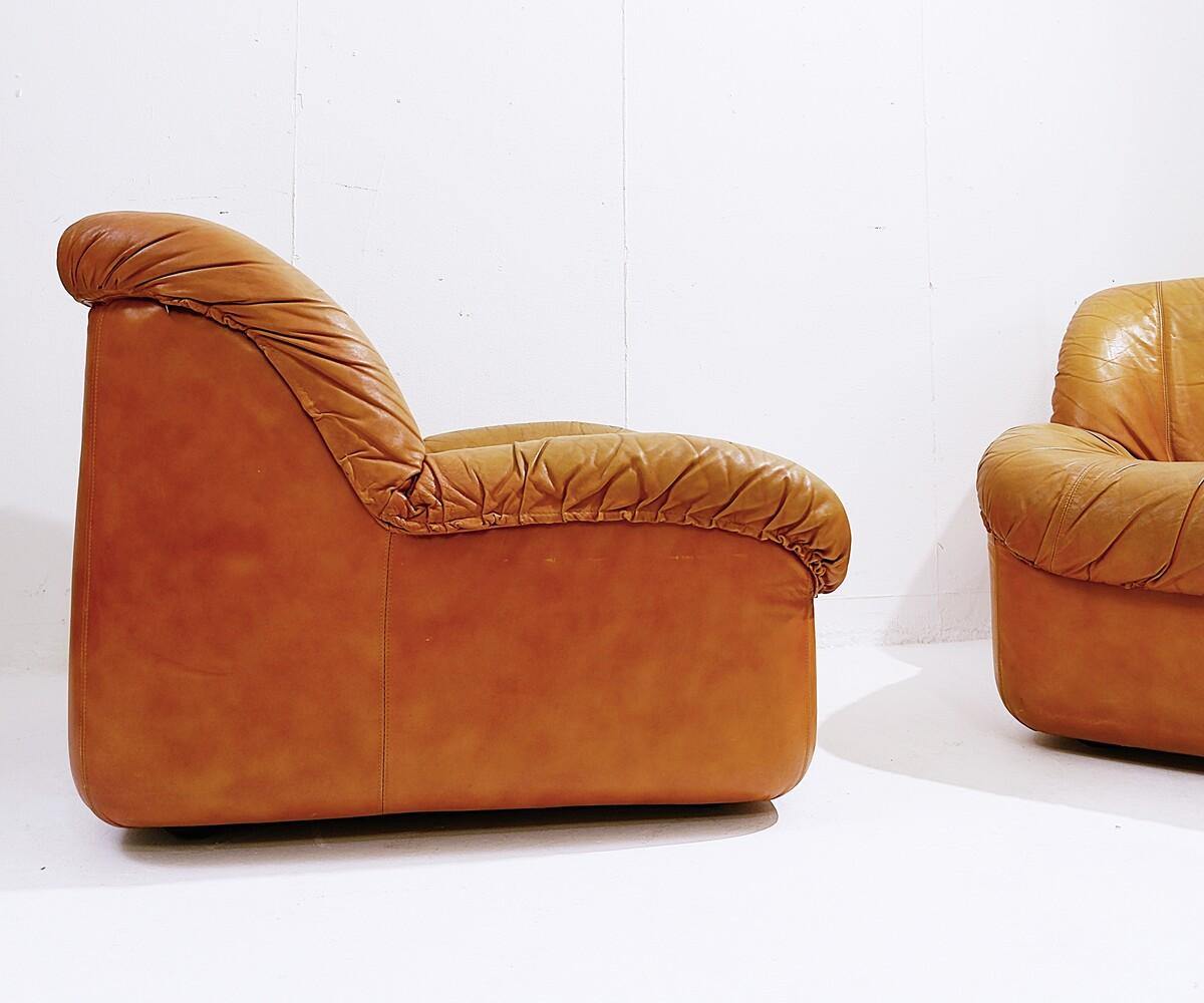 Set of 3 Mid Century Italian Moroso Armchairs in Cognac Leather 1