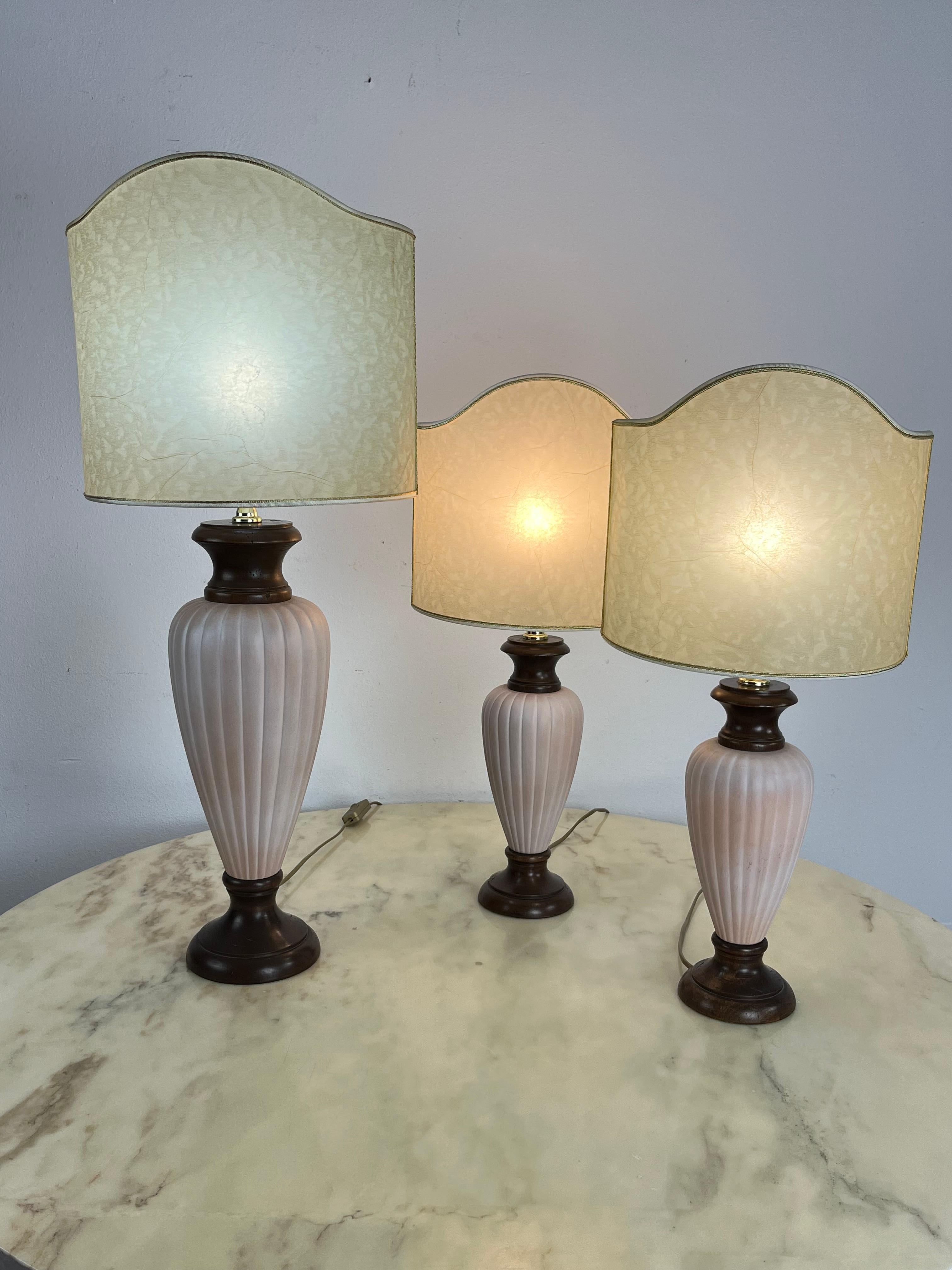 Set of 3 Mid-Century Italian Table Lamps in Wood And Ceramic 1960s For Sale 4