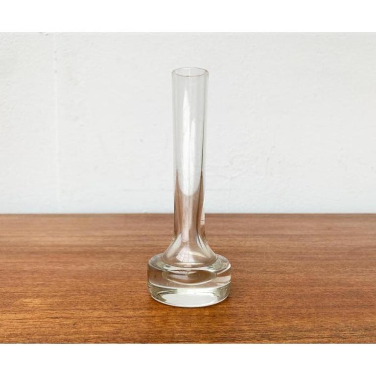 Vasi di vetro minimalisti di metà secolo, anni '60, set di 3, in ottime condizioni. Progettato dal 1960 al 1969.

Informazioni aggiuntive:
Materiali: Vetro
Stile: Moderno di metà secoloMinimalista
Colore: verde
Tipo di articolo: Vintage, Antico o