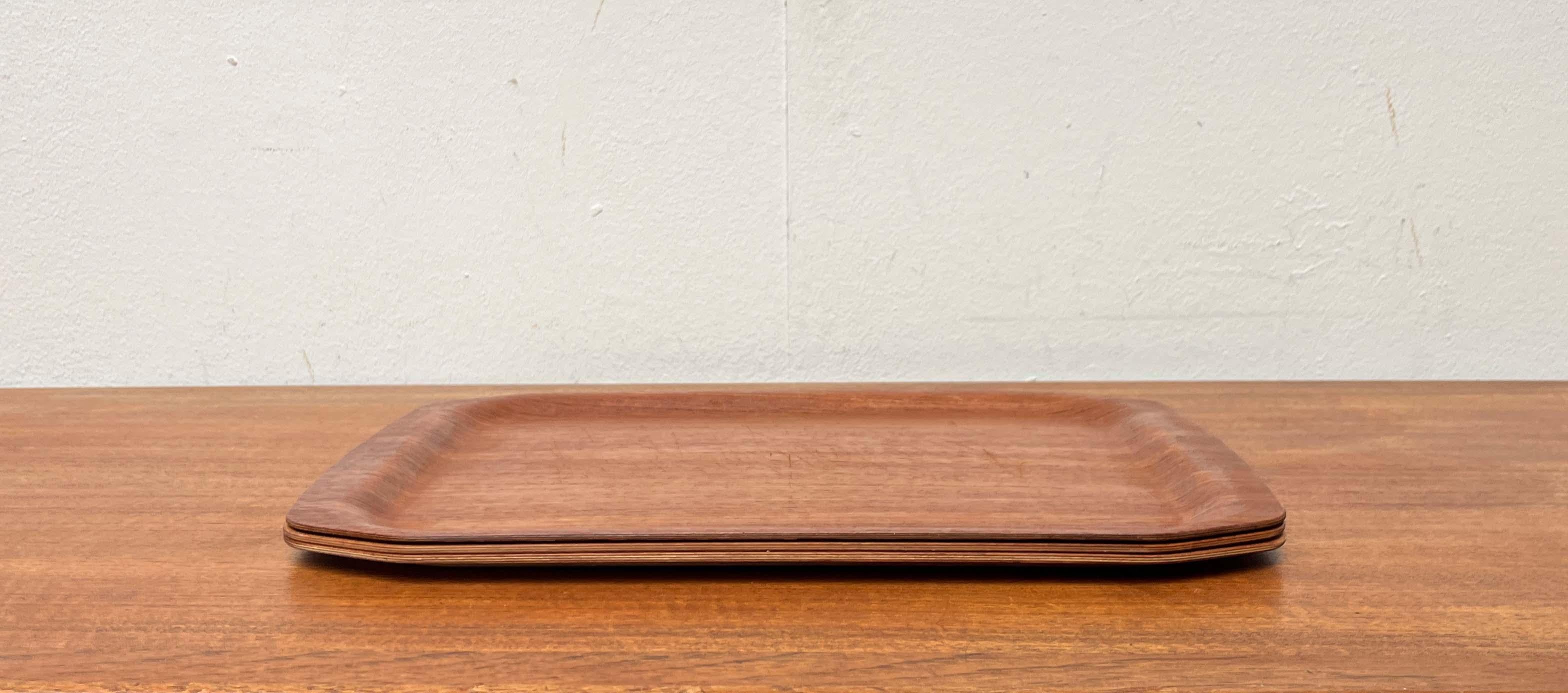 Satz von 3 Tabletts aus Teakholz in der modernen Form Stabil aus Langva, Dänemark, 1960er Jahre im Angebot 10