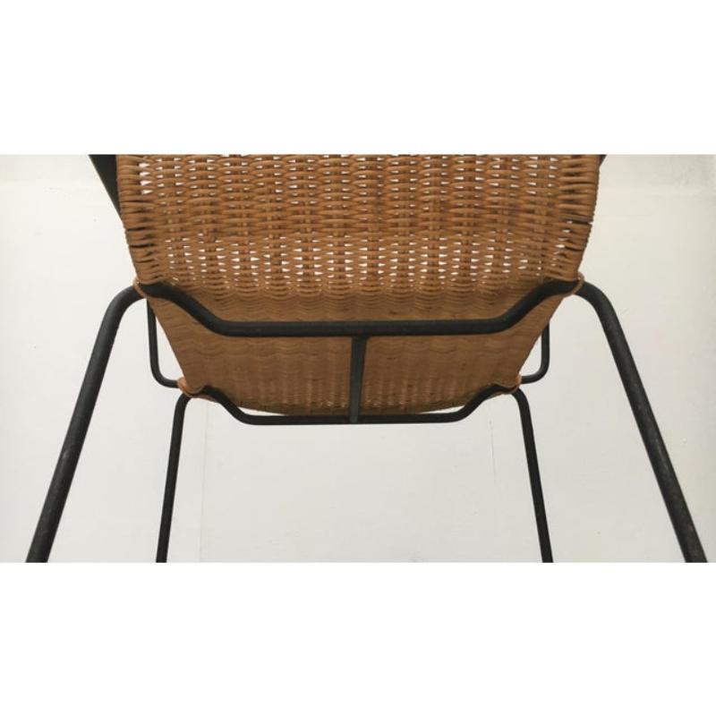 Set di 3 sedie da pranzo in metallo e rattan della modernità di metà secolo, anni '60 in vendita 5