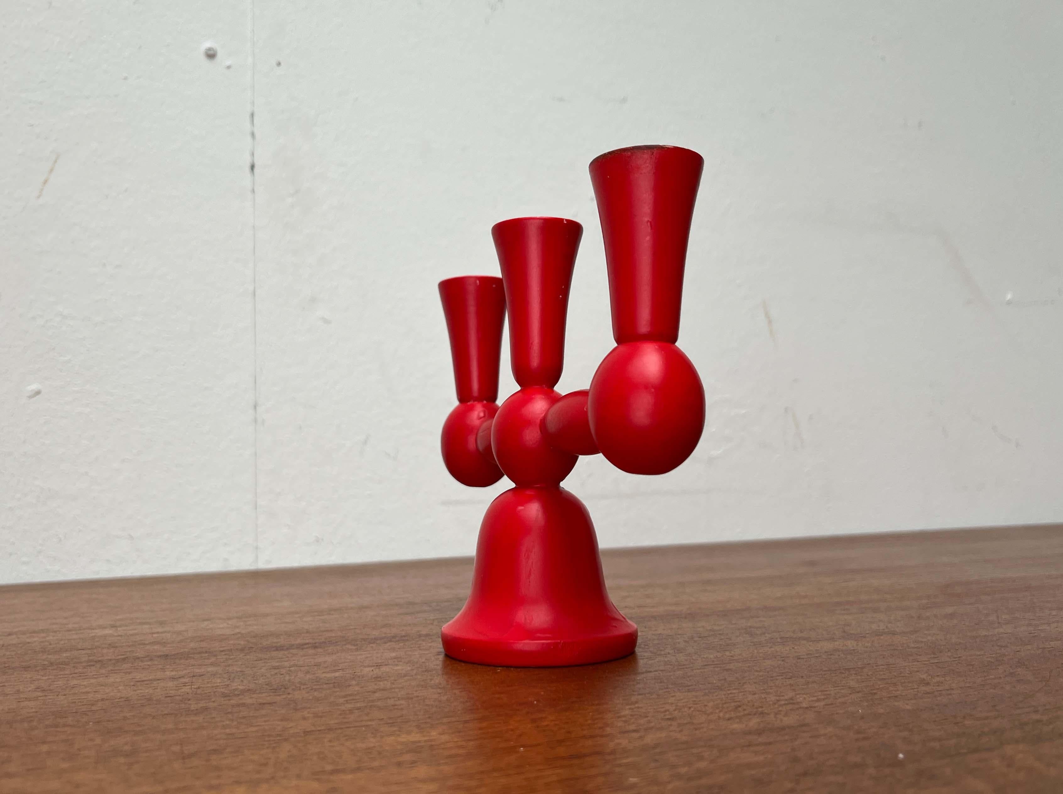 Set di 3 portacandele in legno rosso di Aarikka, Finlandia, 1960 in vendita 9