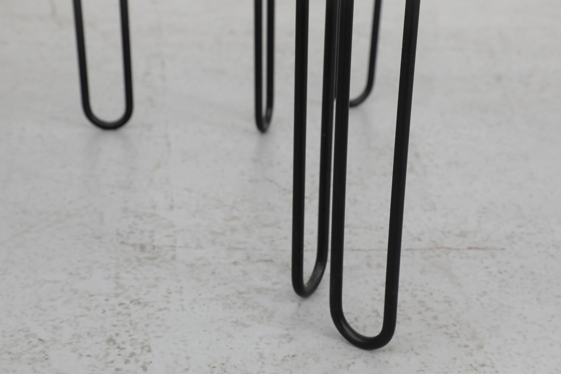 Set of 3 Mid-Century Modernist Wire Frame and Glass Top Nesting Tables 8