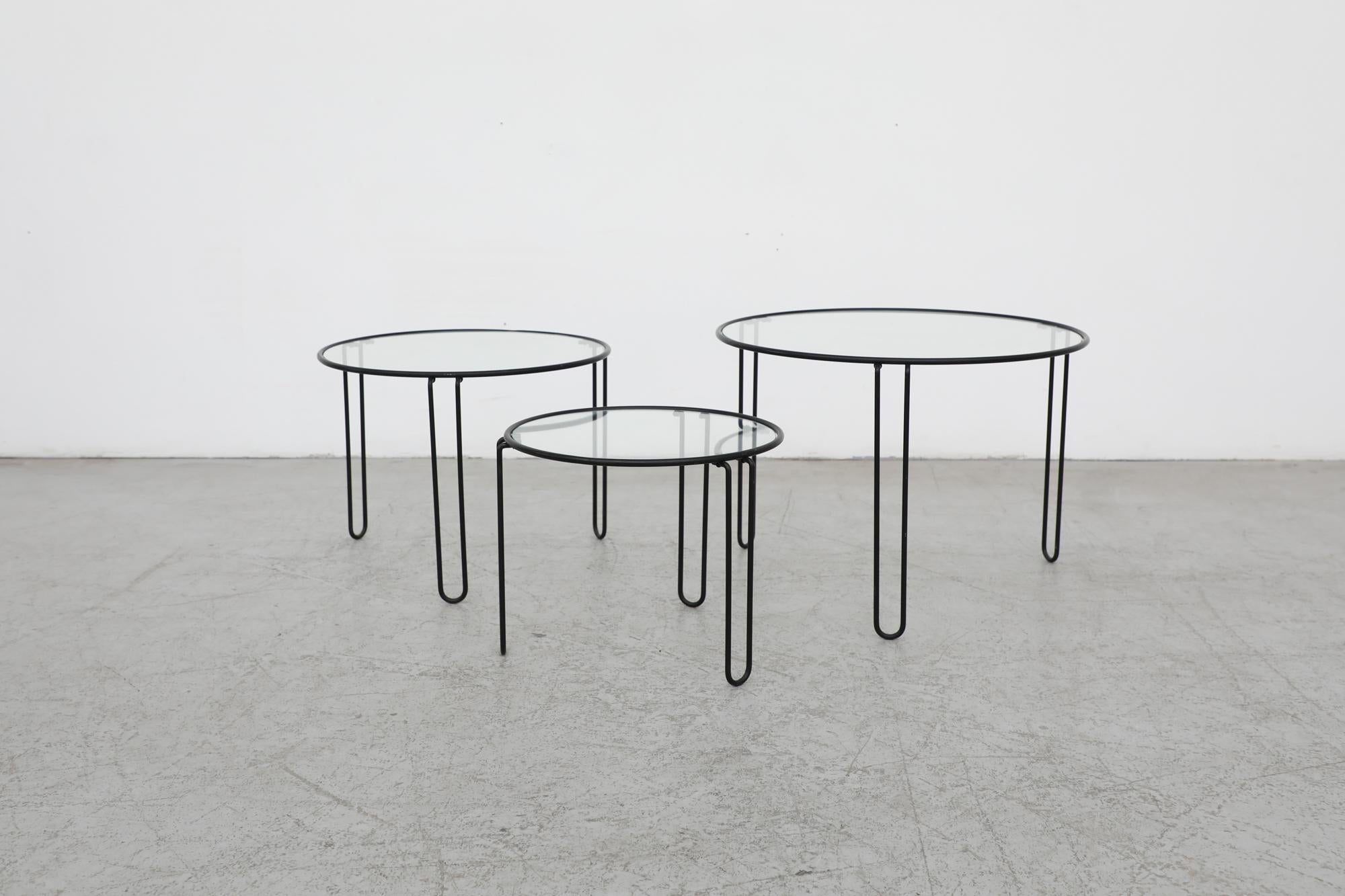 Set of 3 Mid-Century Modernist Black Wire Frame and Glass Topped Nesting Tables For Sale 4