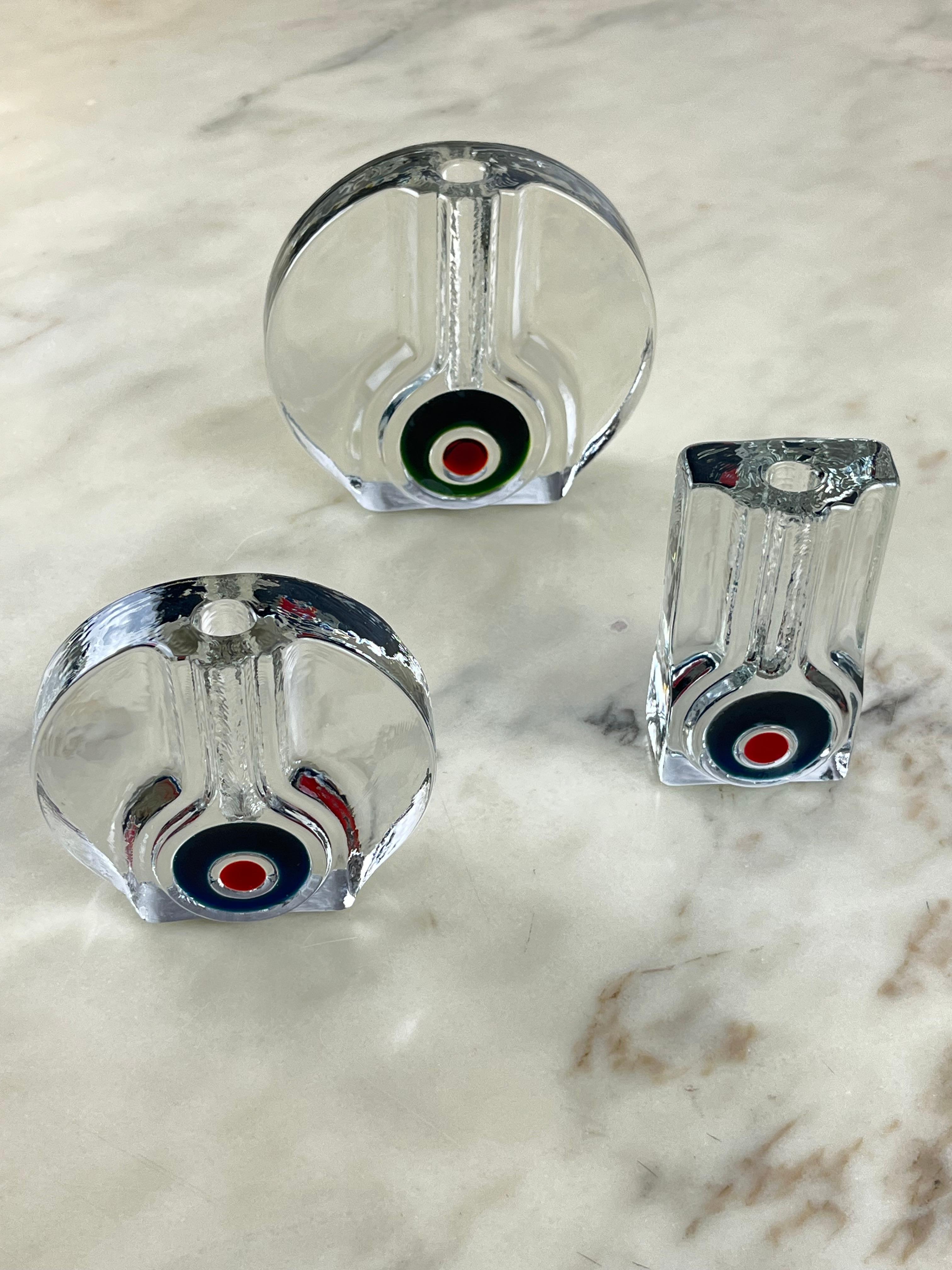 Set of 3 Mid-Century Murano glass single-flower vases from the 1960s
Intact and in good condition, small signs of aging.