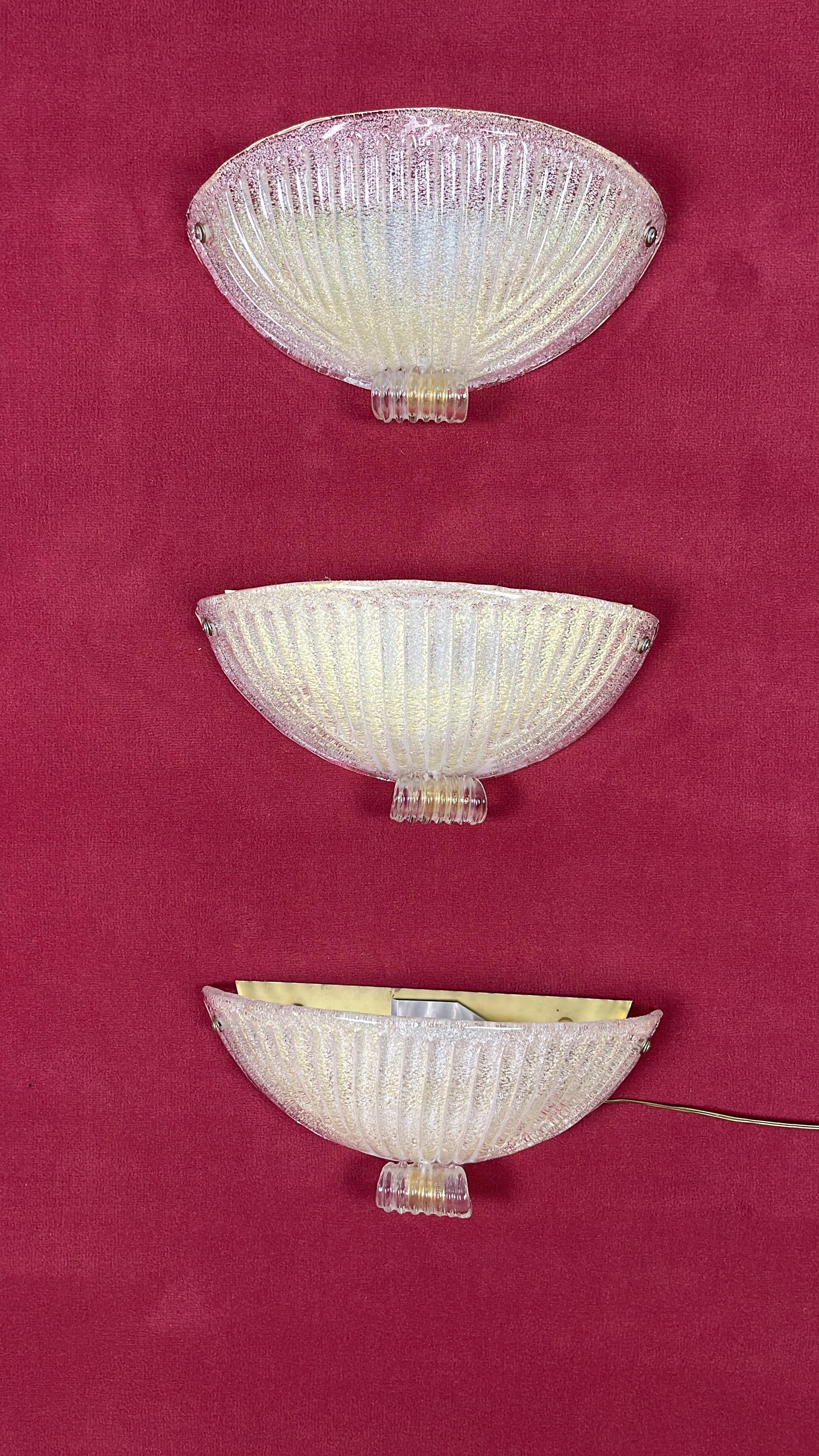 Juego de 3 lámparas de pared de cristal de Murano de mediados de siglo, años 60 en venta 5