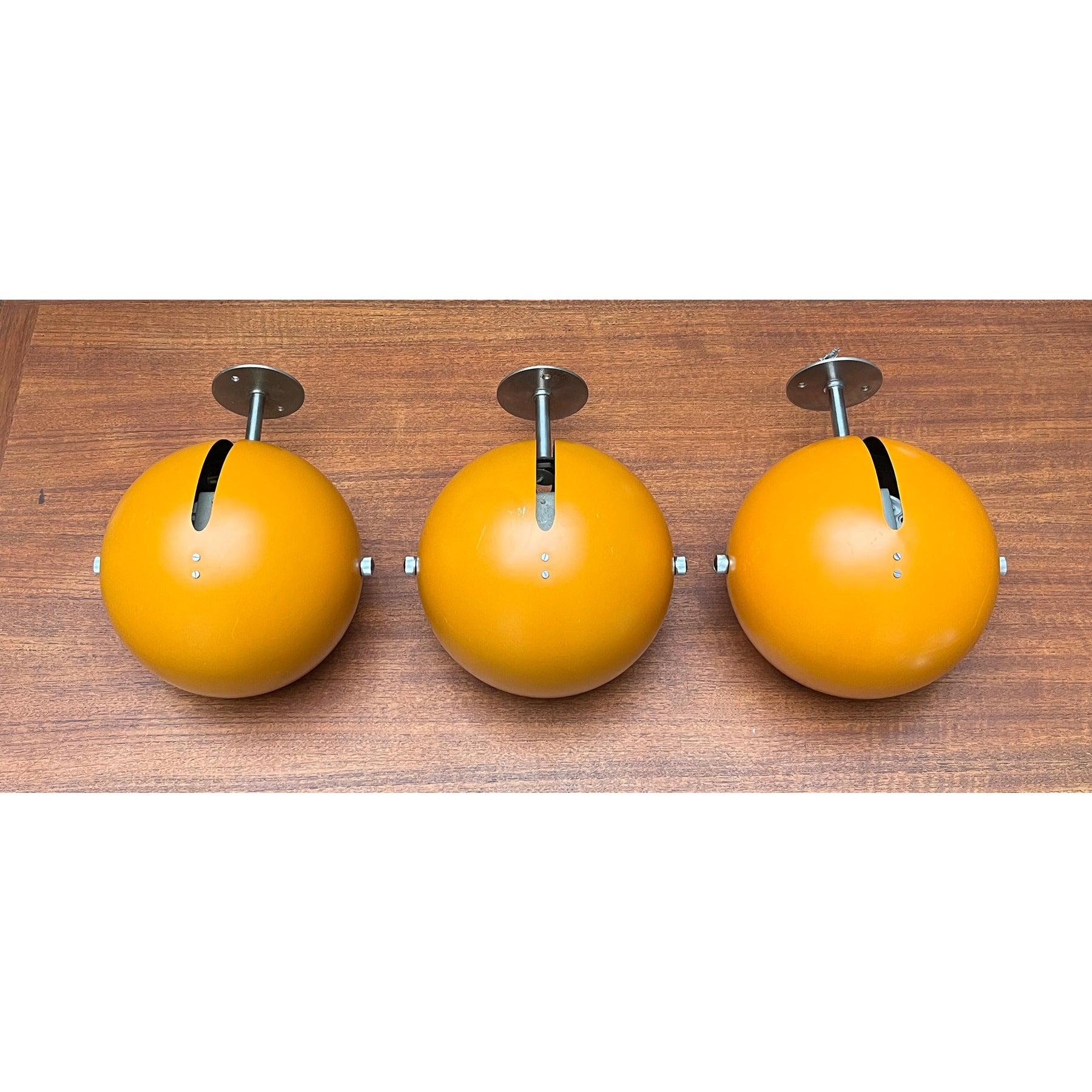 Set of 3 Mid-Century Space Age Yellow Ball Wall Lamps from Louis Poulsen, 1960s For Sale 7