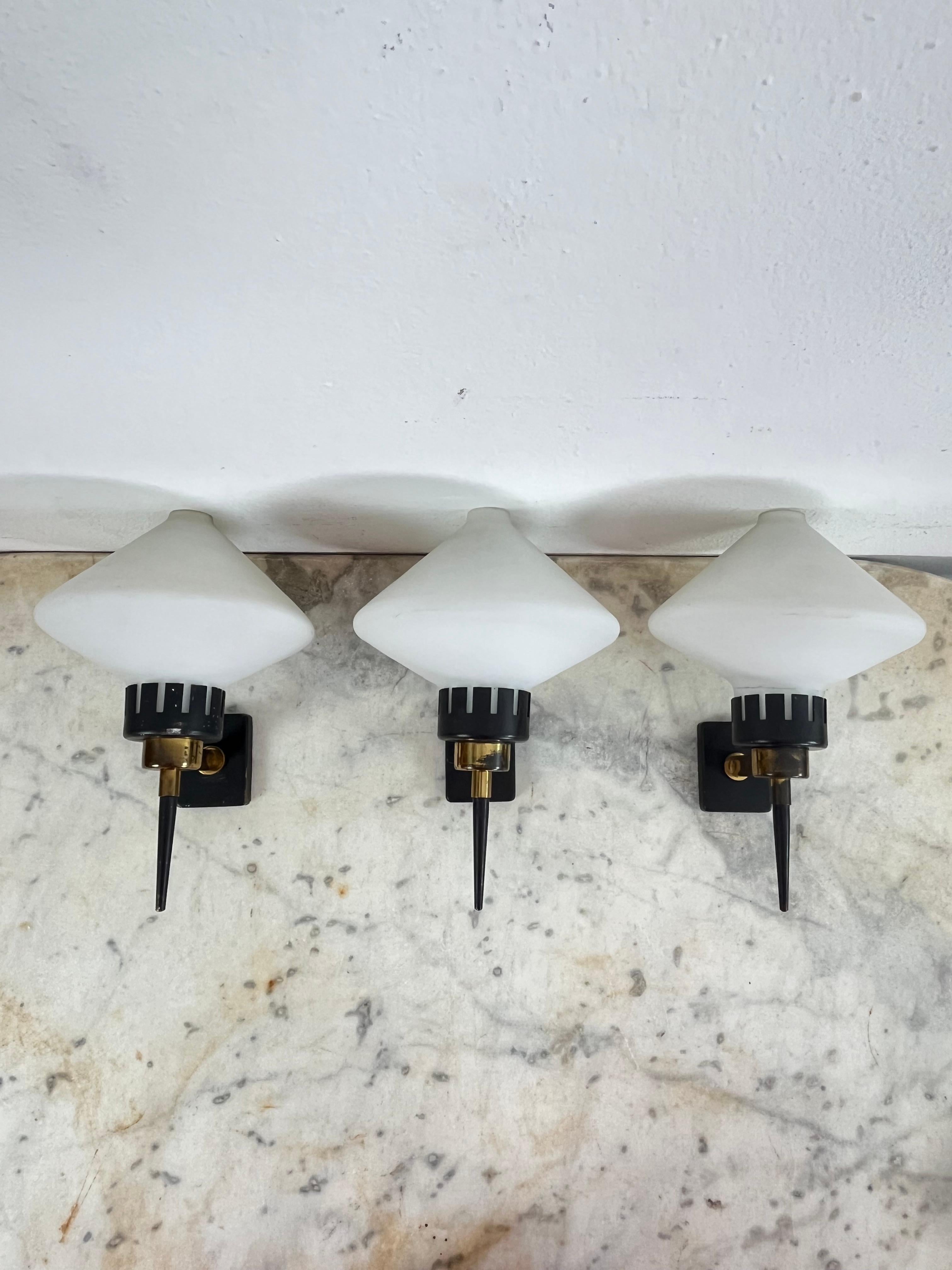 Set Of 3 Mid-Century Stilnovo Wall Lamps, 1950s For Sale 1