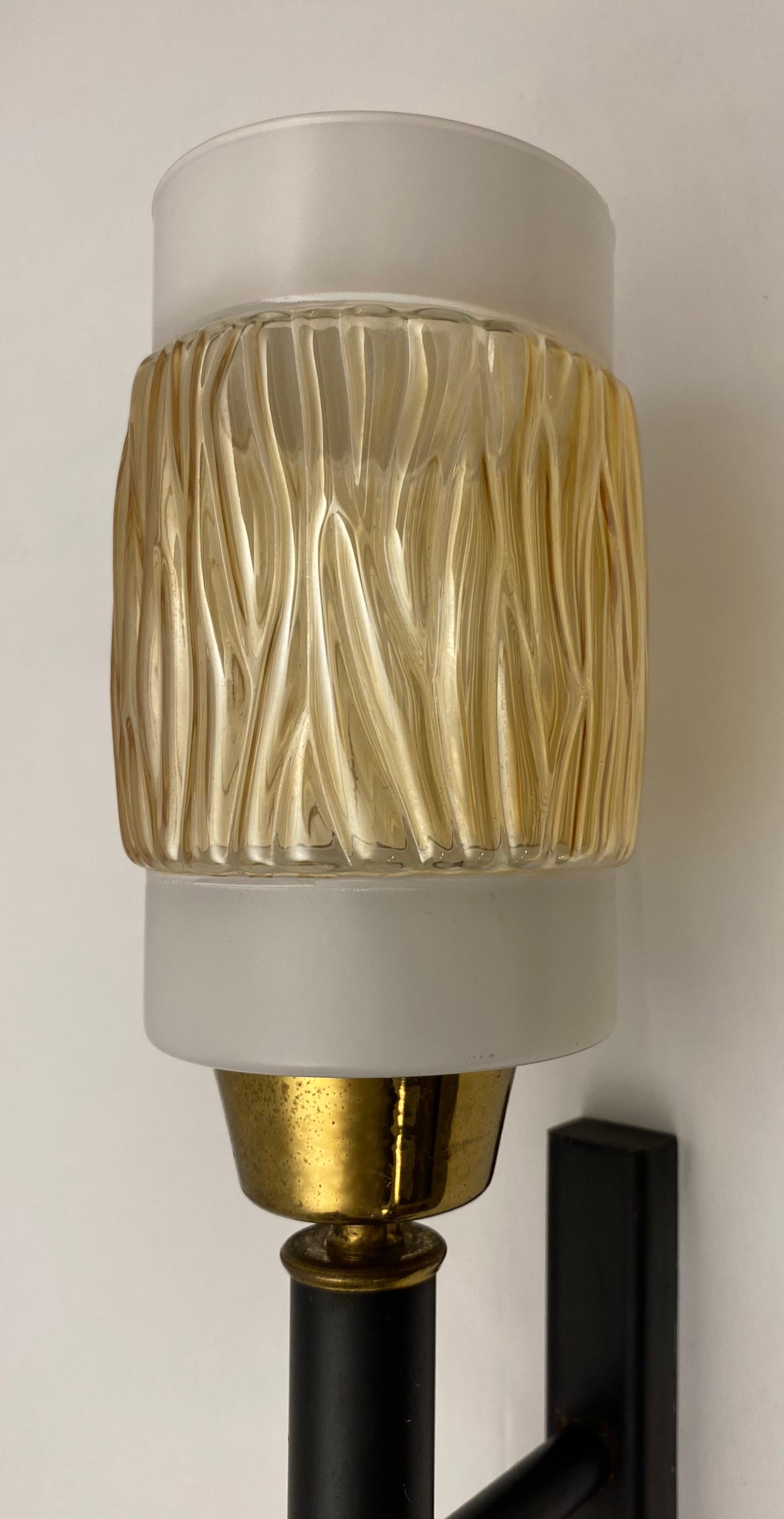 French Set of 3 Midcentury Glass and Brass Sconces, Attributed to Maison Arlus/Lunel  For Sale