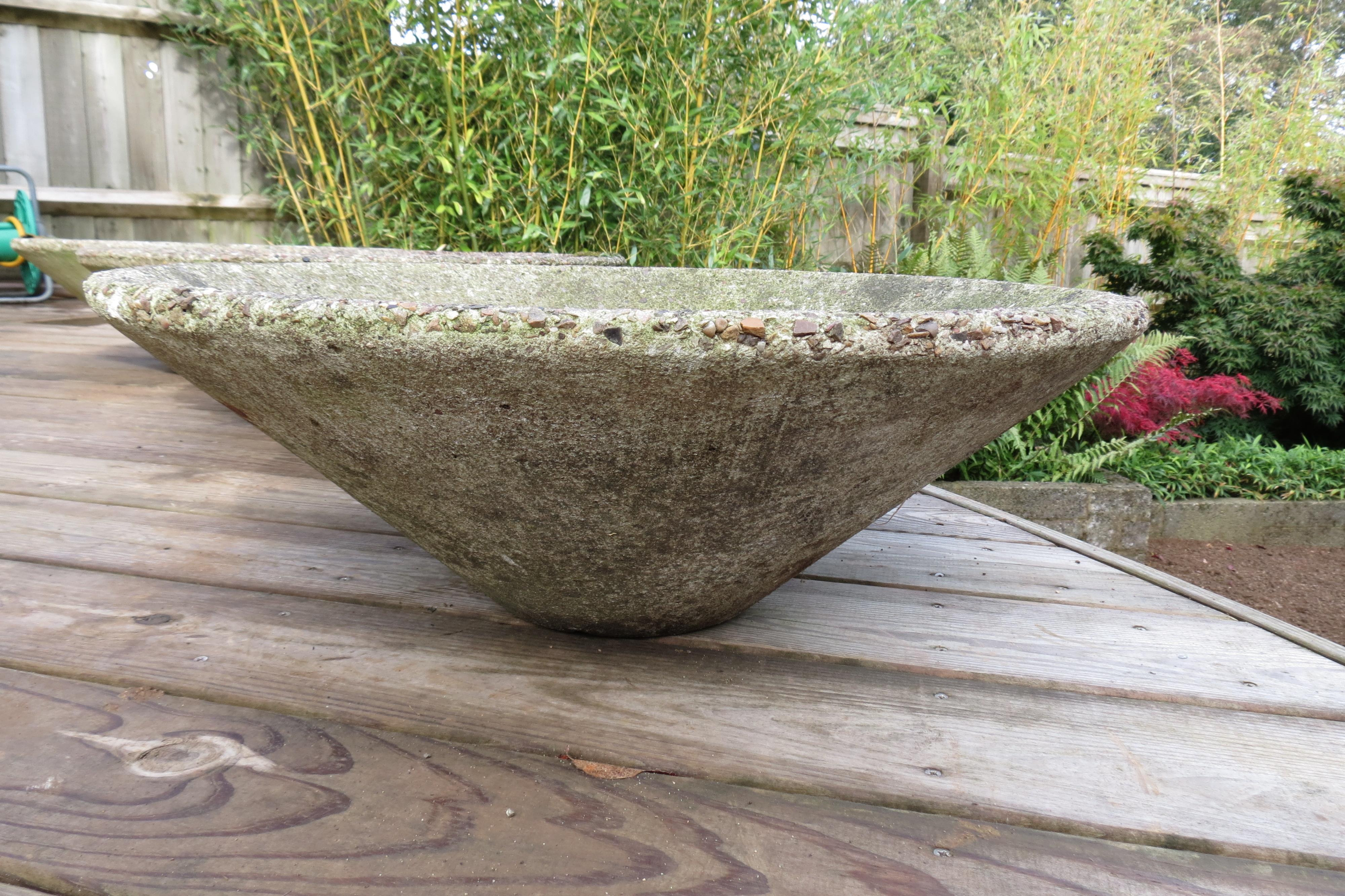 Set of 3 Mid-Century Modern Conical Shaped Concrete Planters, 1970s 5