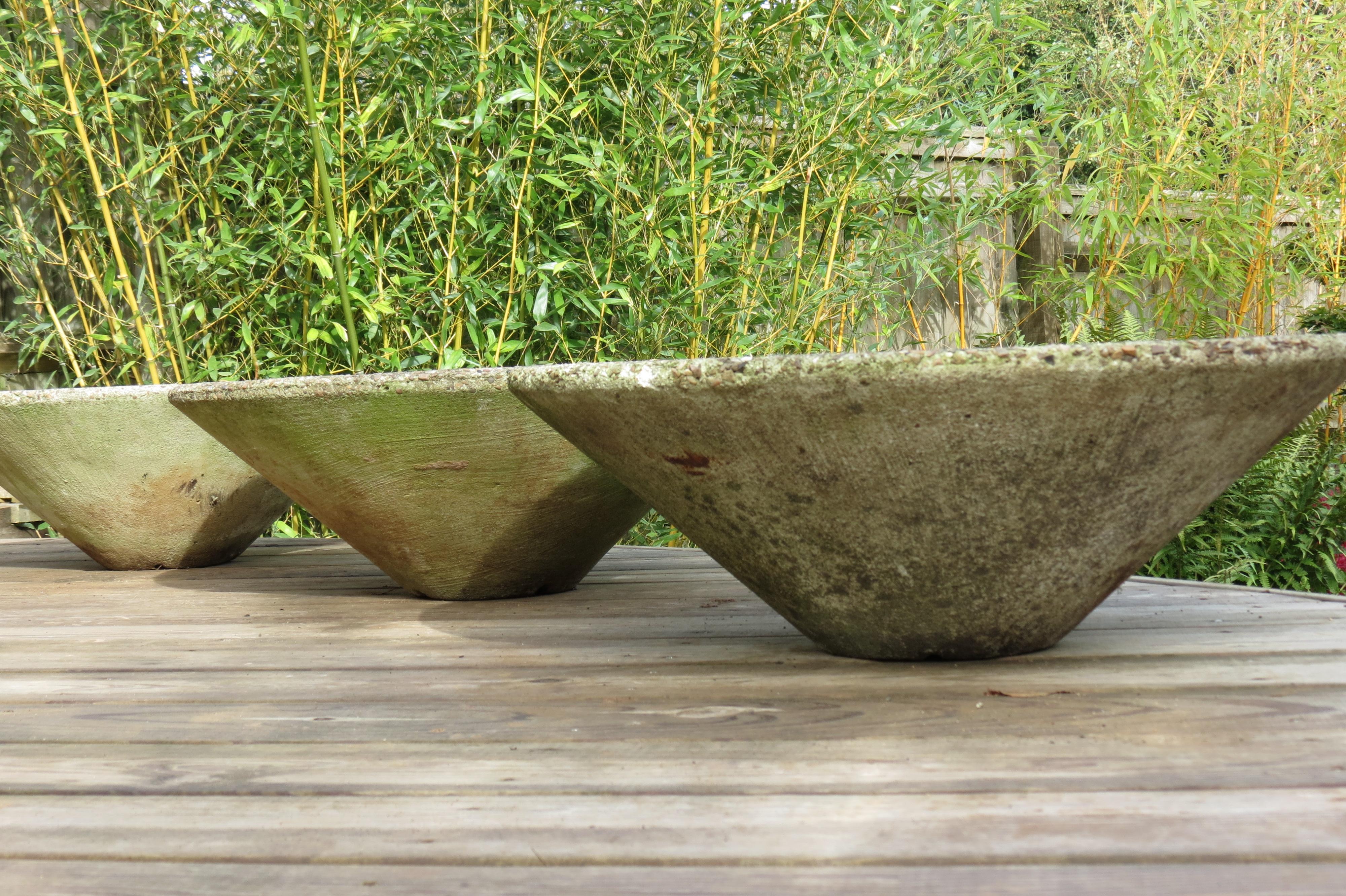 Machine-Made Set of 3 Mid-Century Modern Conical Shaped Concrete Planters, 1970s