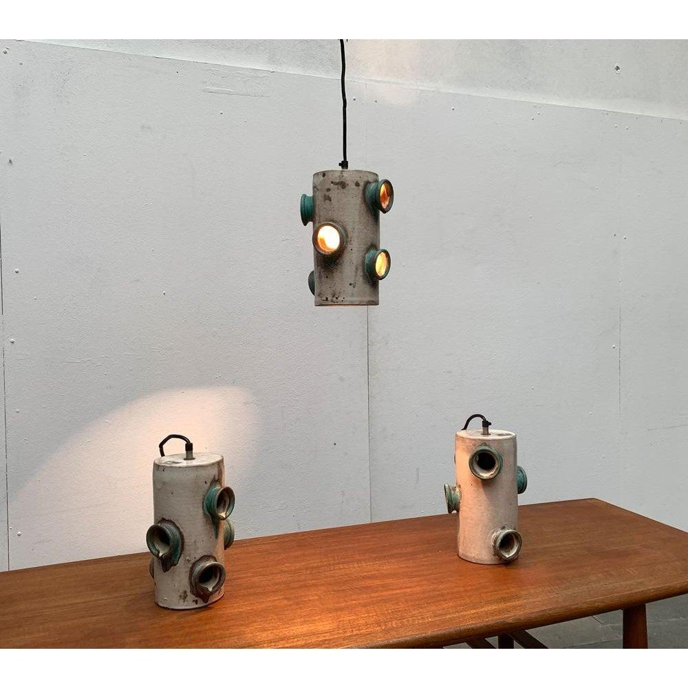 Set di 3 lampade a sospensione in Studio Pottery di Palette Design, anni '60. In condizioni ottime in vendita a Hamburg, DE