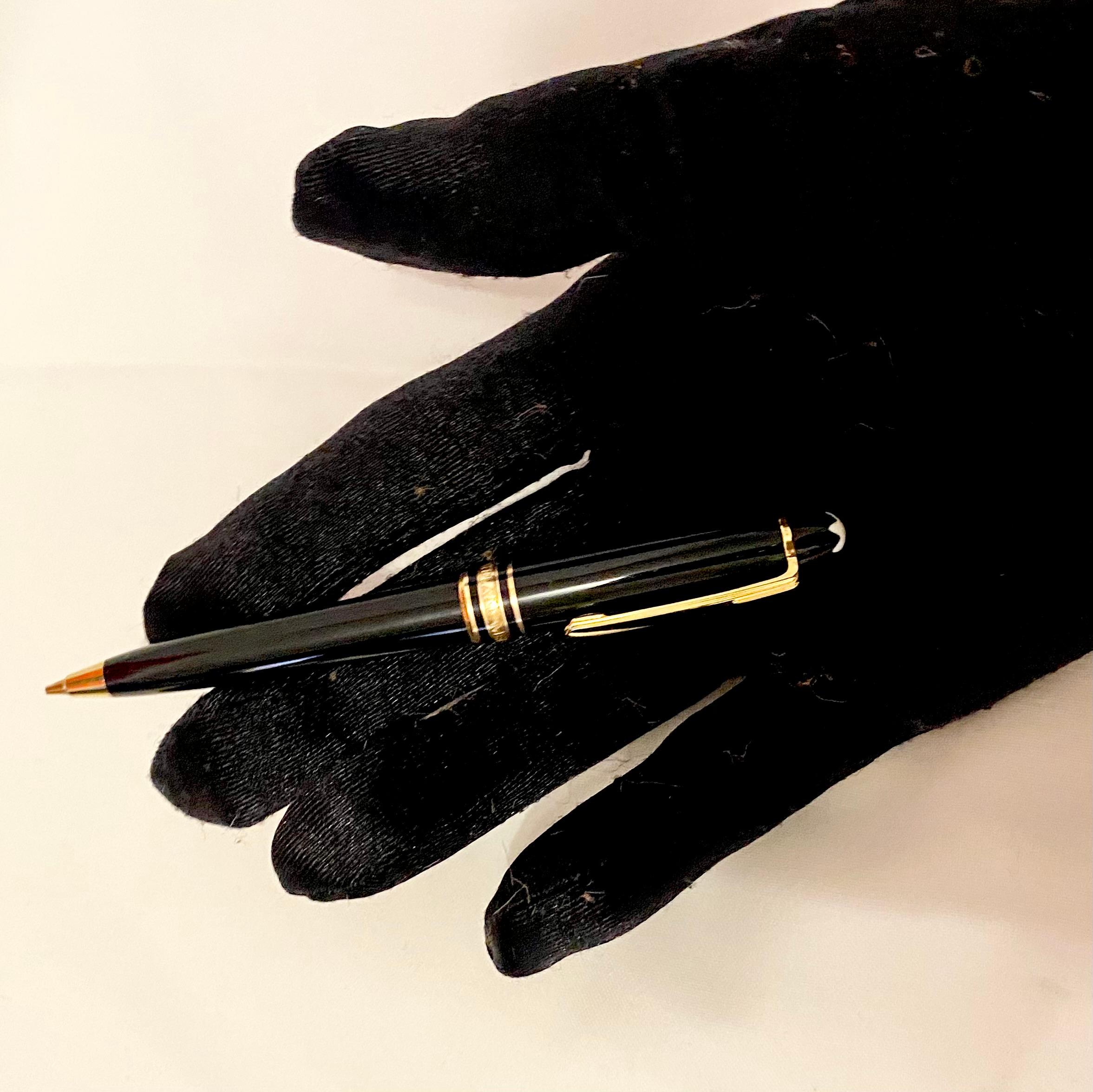 Women's or Men's Montblanc Meisterstück Small Size Fountain Pen Mechanical Pencil Ballpoint Pen  For Sale