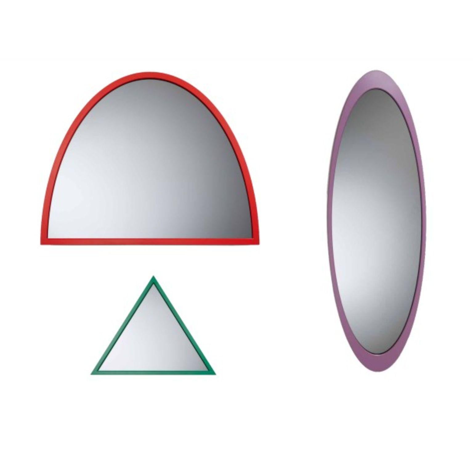 Set of 3 mirooo mirrors by Moure Studio
Dimensions: D 140 x H 45 cm // D 100 x H 80.5 cm // D 60 x W 57 x H 57 cm
Materials: Smoked glass and steel

3 mirrors in grey smoked glass and coloured steel in different colours.
Together, these mirrors