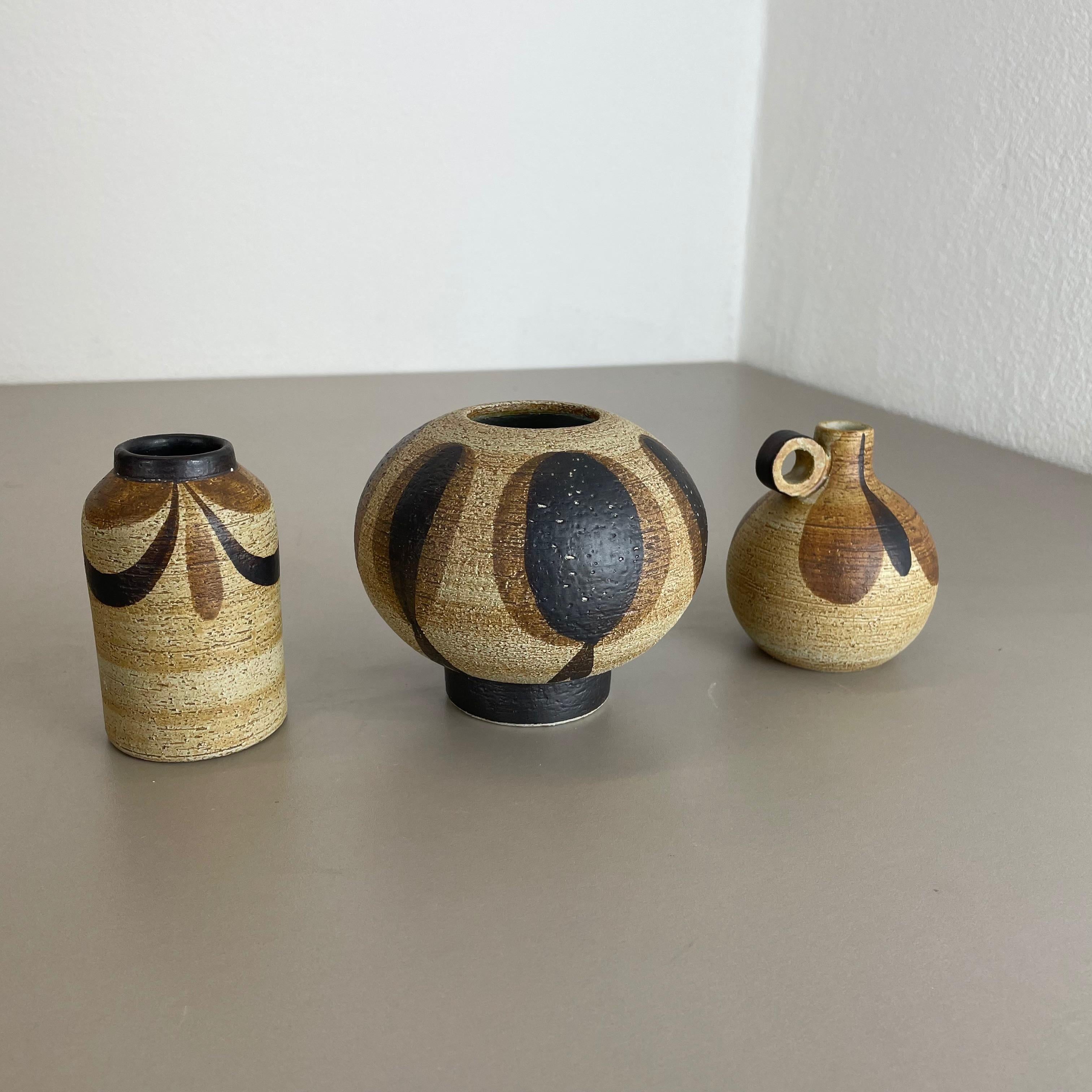 Satz von 3 modernistischen 1970er Vasen-Skulpturen Peter Müller für Sgrafo Modern, Deutschland (Moderne der Mitte des Jahrhunderts) im Angebot