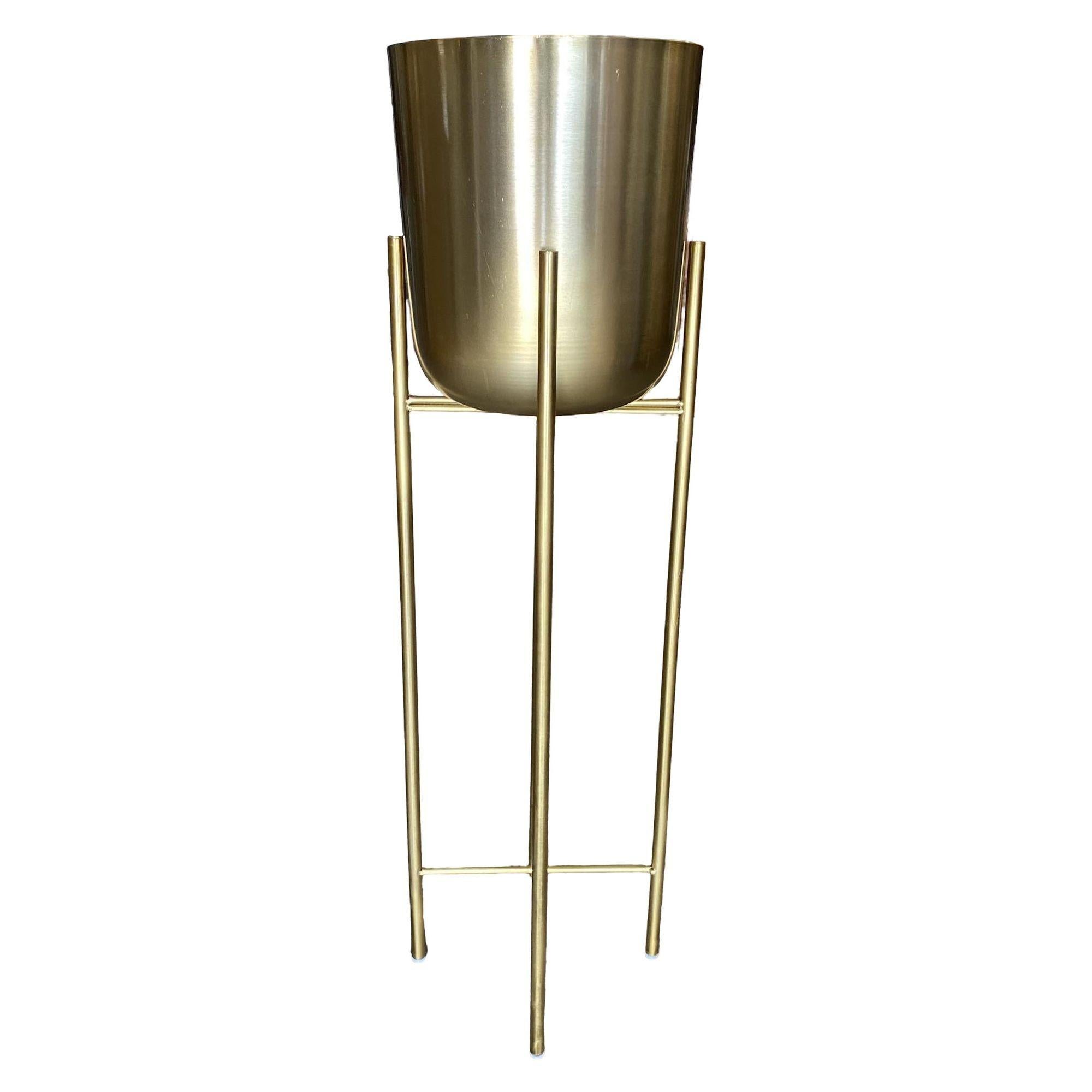 Fine XX secolo Set di 3 fioriere moderniste in ottone filato con supporto - Set di 3 in vendita