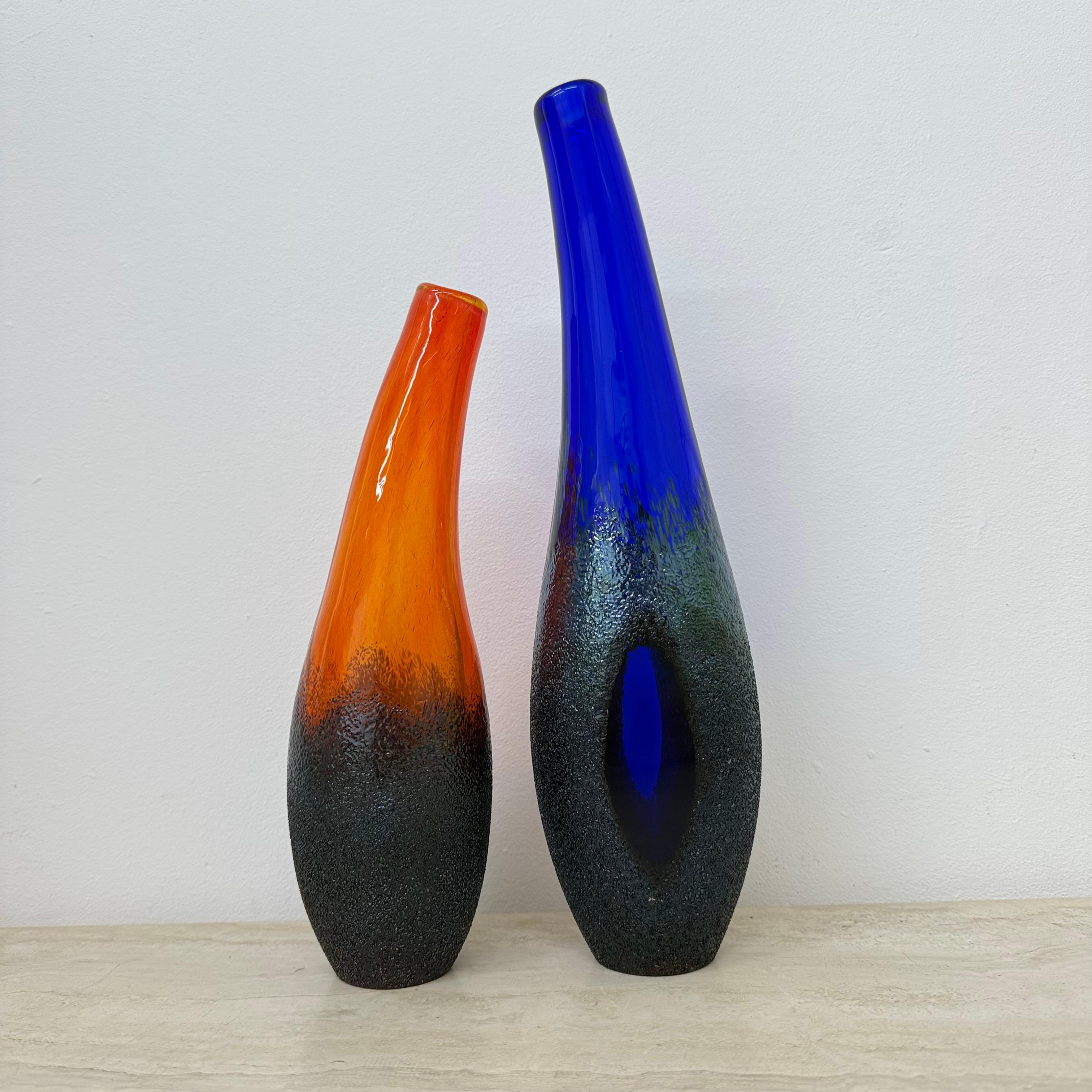 Late 20th Century Set of 3 Monica Backstrom for Kosta boda Sweden Moonlanding vases For Sale