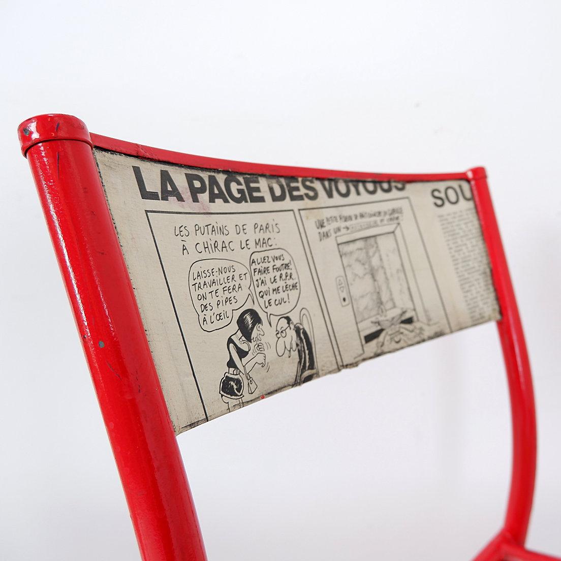 Ensemble de 3 chaises revisitées mullca 510 Charlie Hebdo en vente 3